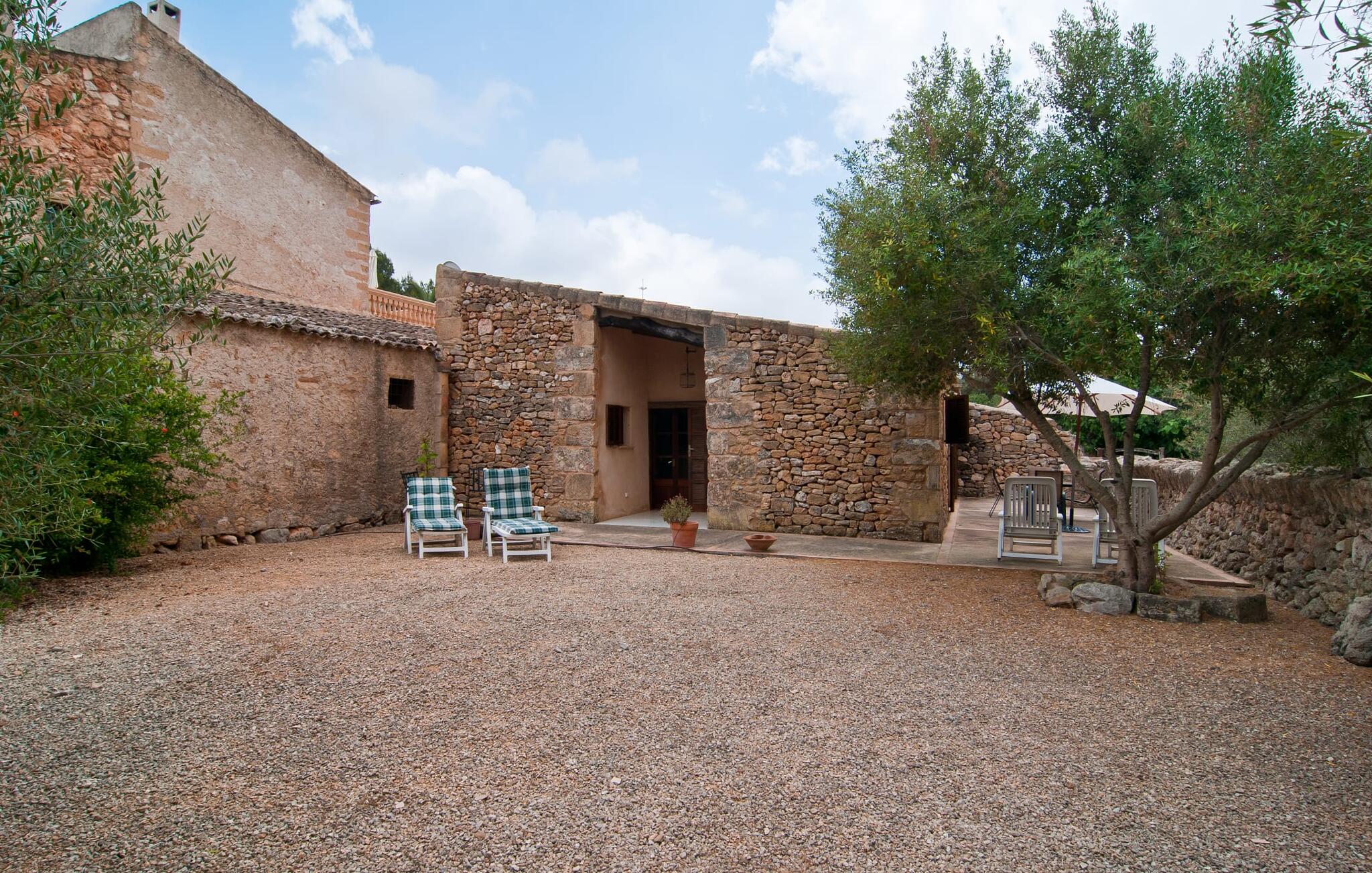 Vakantiehuis met zwembad in Agroturismo La Caseta de Pedra-  Manacor (Spanje) voor 4 personen