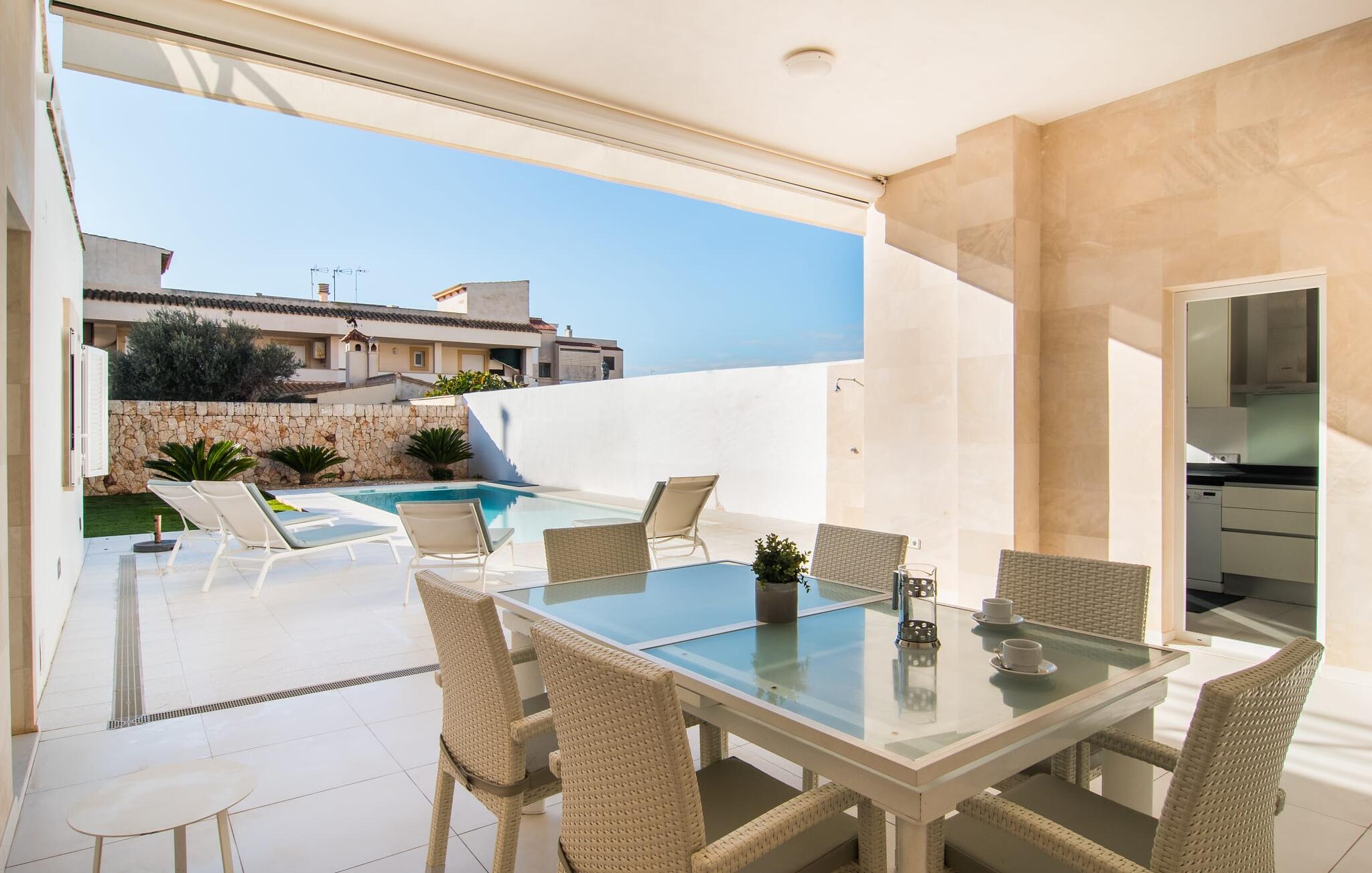 Vakantiehuis met privé zwembad in Marieta Bajos-  Colonia de Sant Jordi (Spanje) voor 5 personen