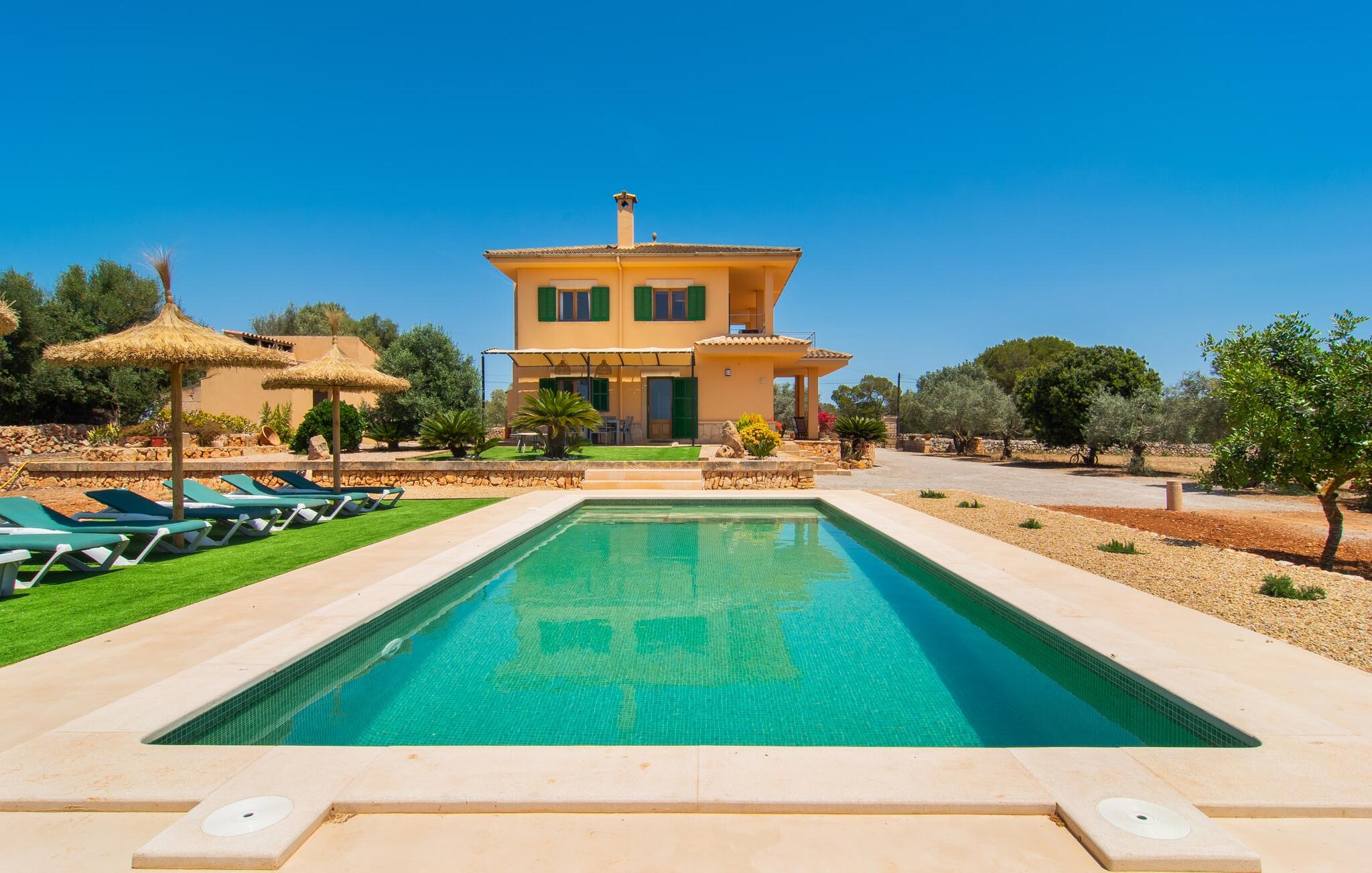 Vakantiehuis met privé zwembad in Hort de Can Rafalet-  Ses Salines (Spanje) voor 8 personen
