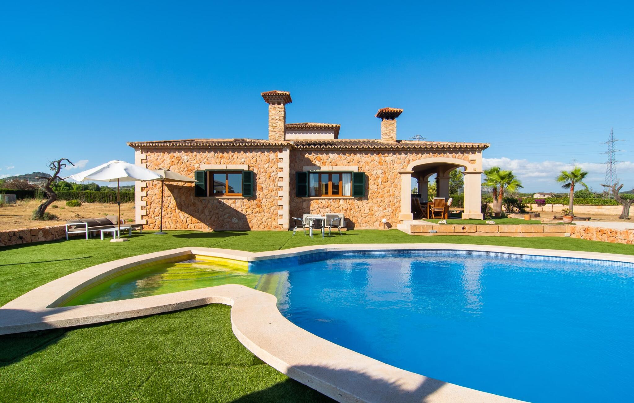 Vakantiehuis in Bouganville Resort-  Llucmajor (Spanje) 1 hond is welkom