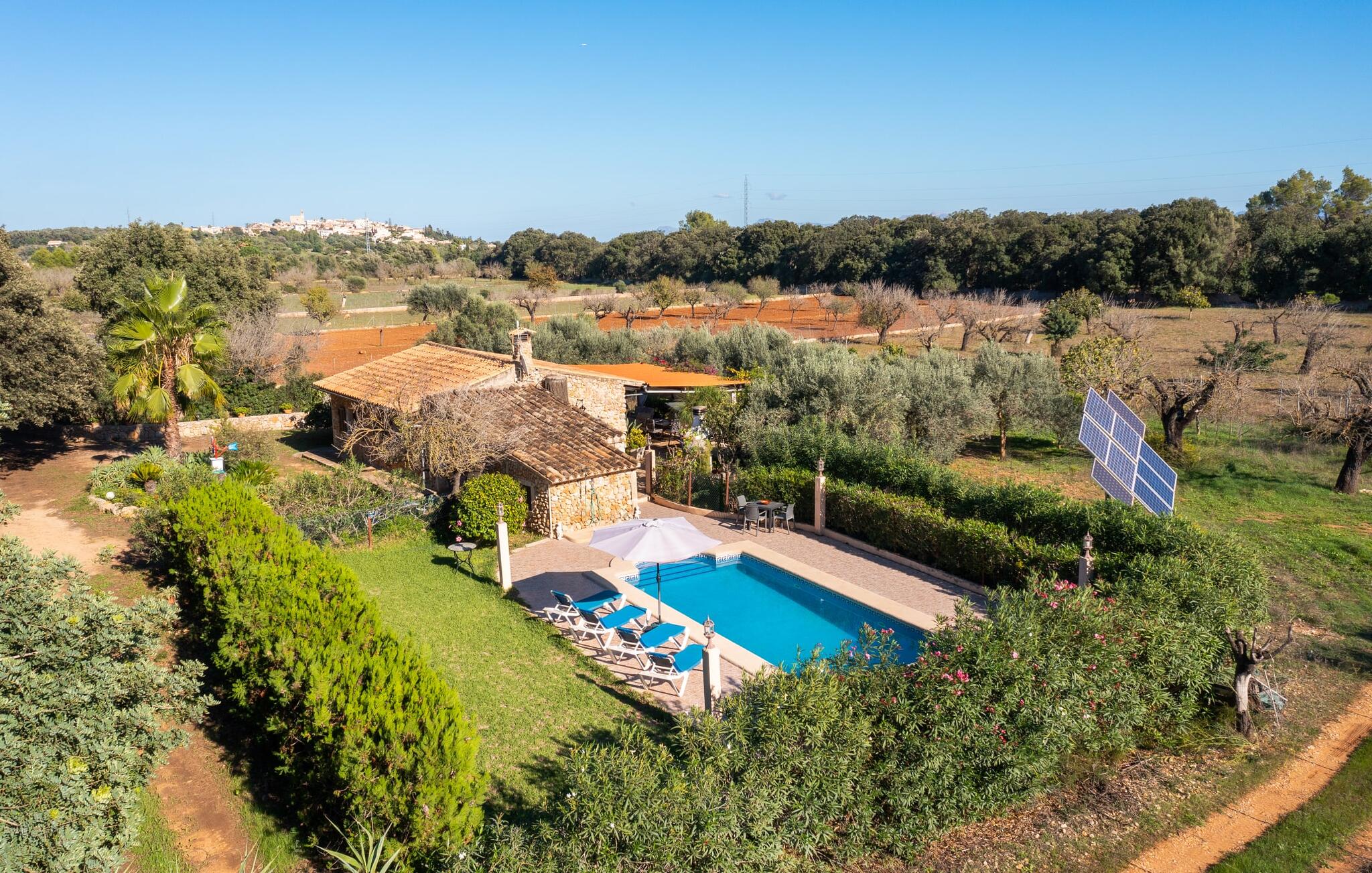 Vakantiehuis in Sa Figuera Blanca-  Buger (Spanje) 1 hond is welkom