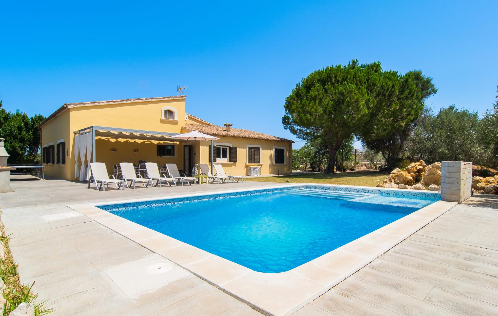 Vakantiehuis met privé zwembad in Can Paxaco-  Alcudia (Spanje) voor 6 personen