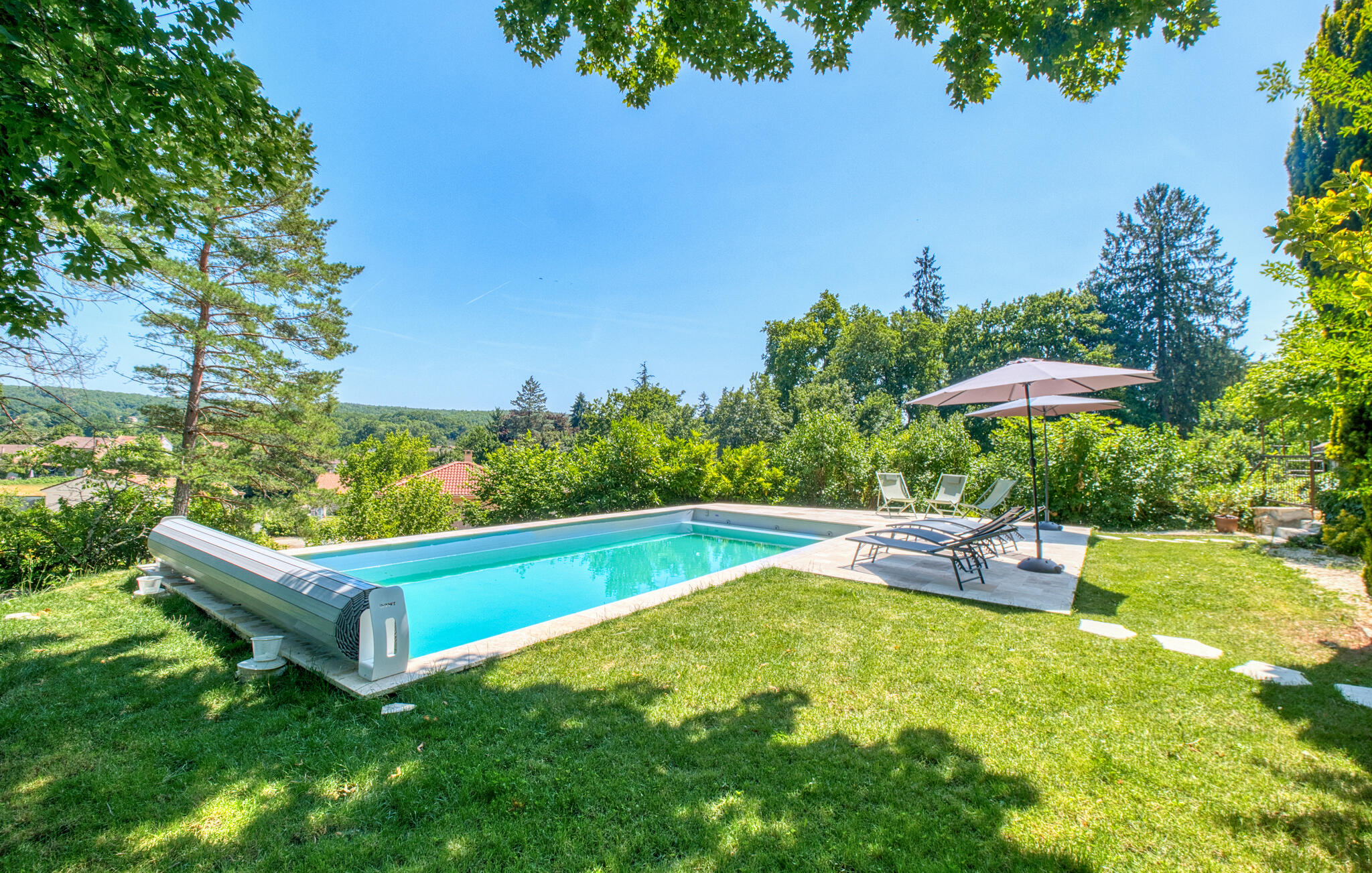 Vakantiehuis met privé zwembad in Savignac-les-Églises (Frankrijk) voor 6 personen