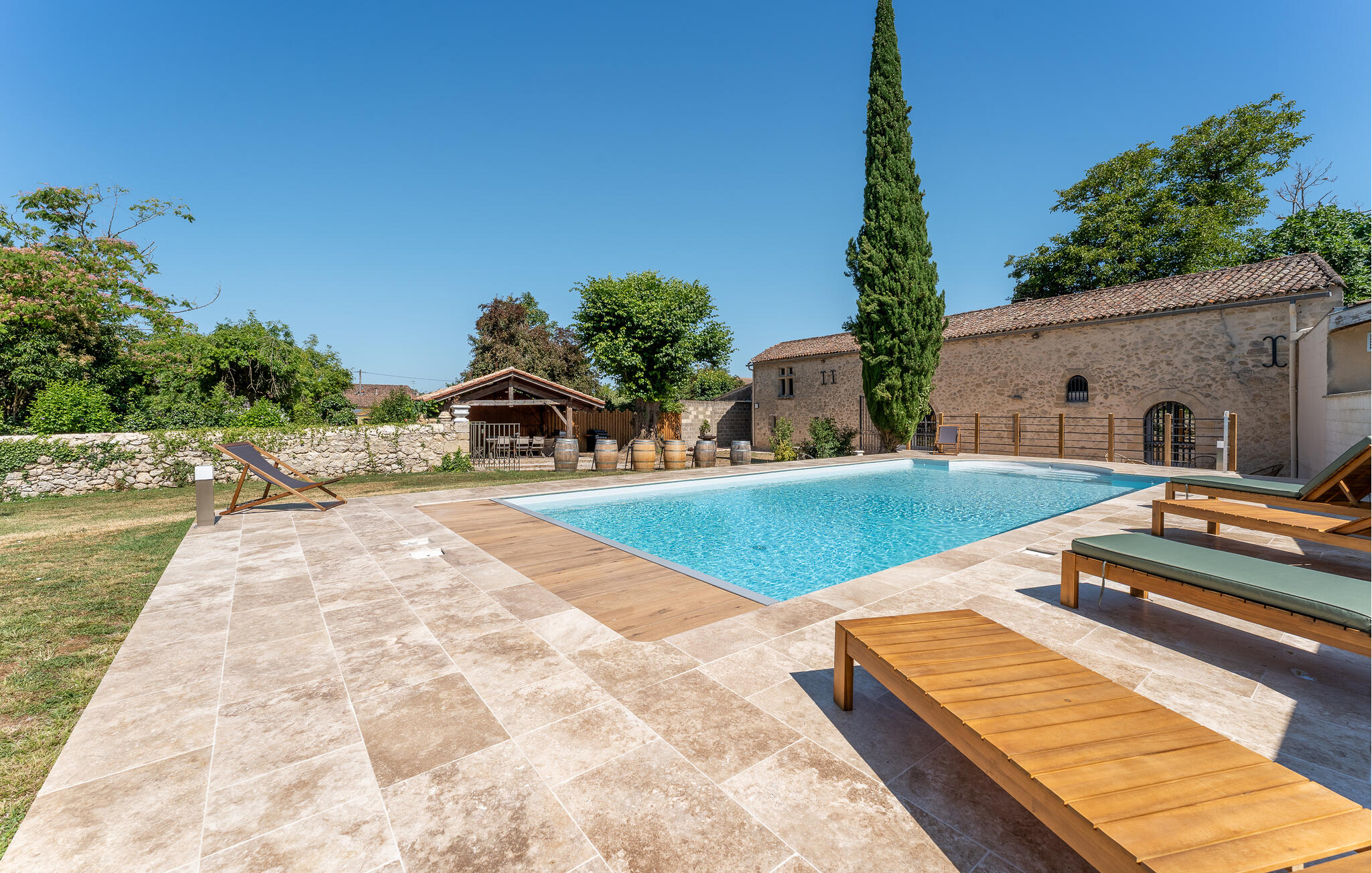 Vakantiehuis met privé zwembad in Rauzan (Frankrijk) voor 15 personen