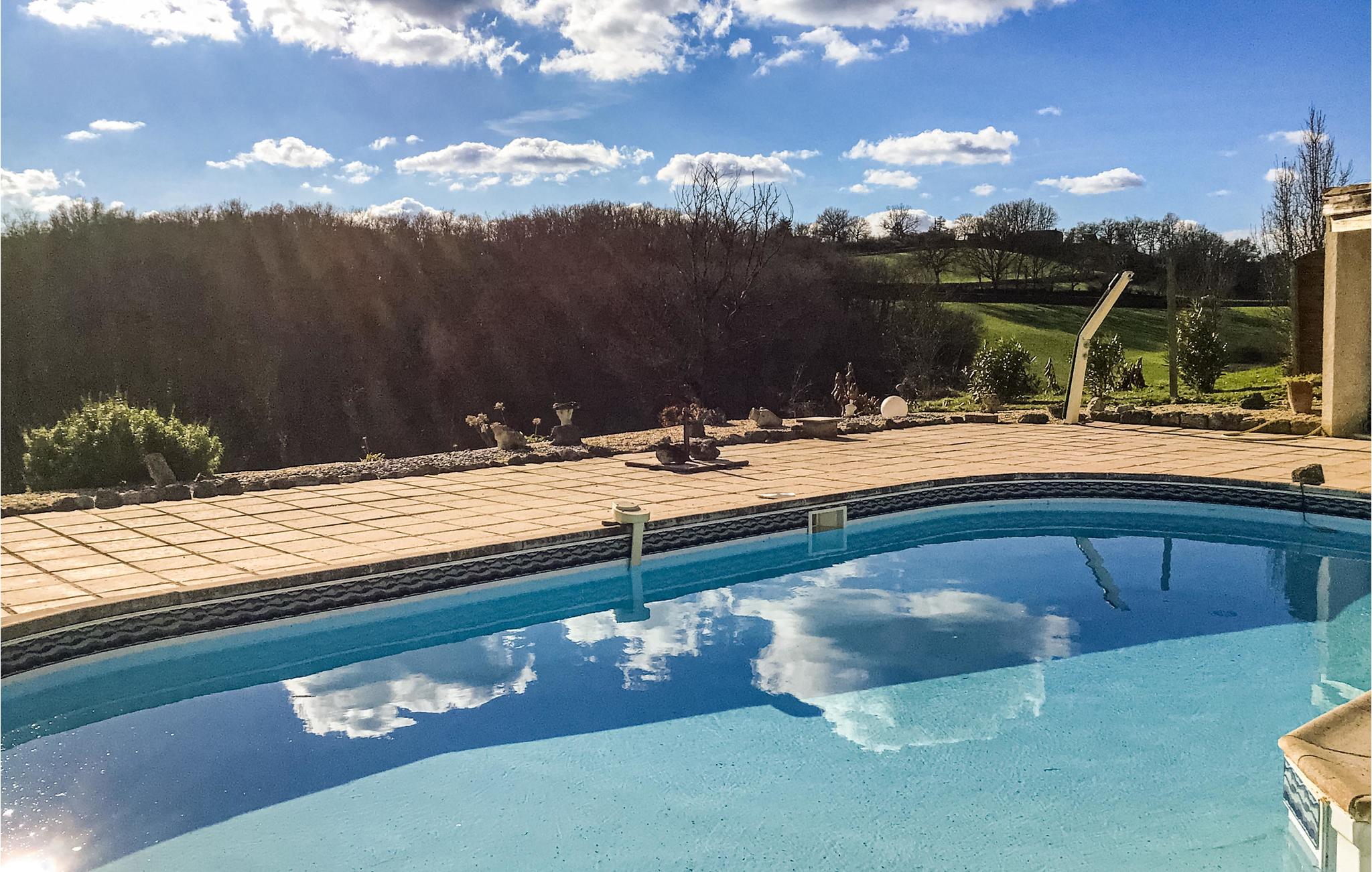 Vakantiehuis met privé zwembad in Côte de Pechambert (Frankrijk) voor 7 personen