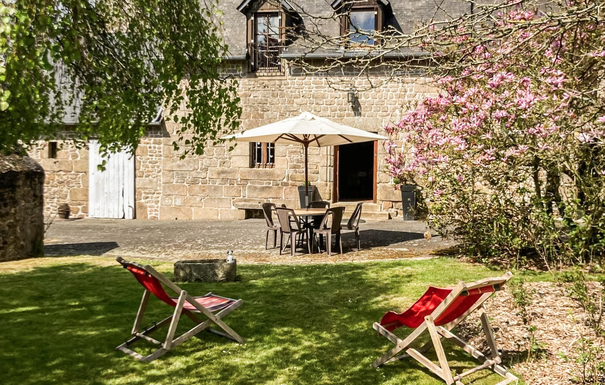 Vakantiehuis in Parigné (Frankrijk) 2 honden zijn welkom