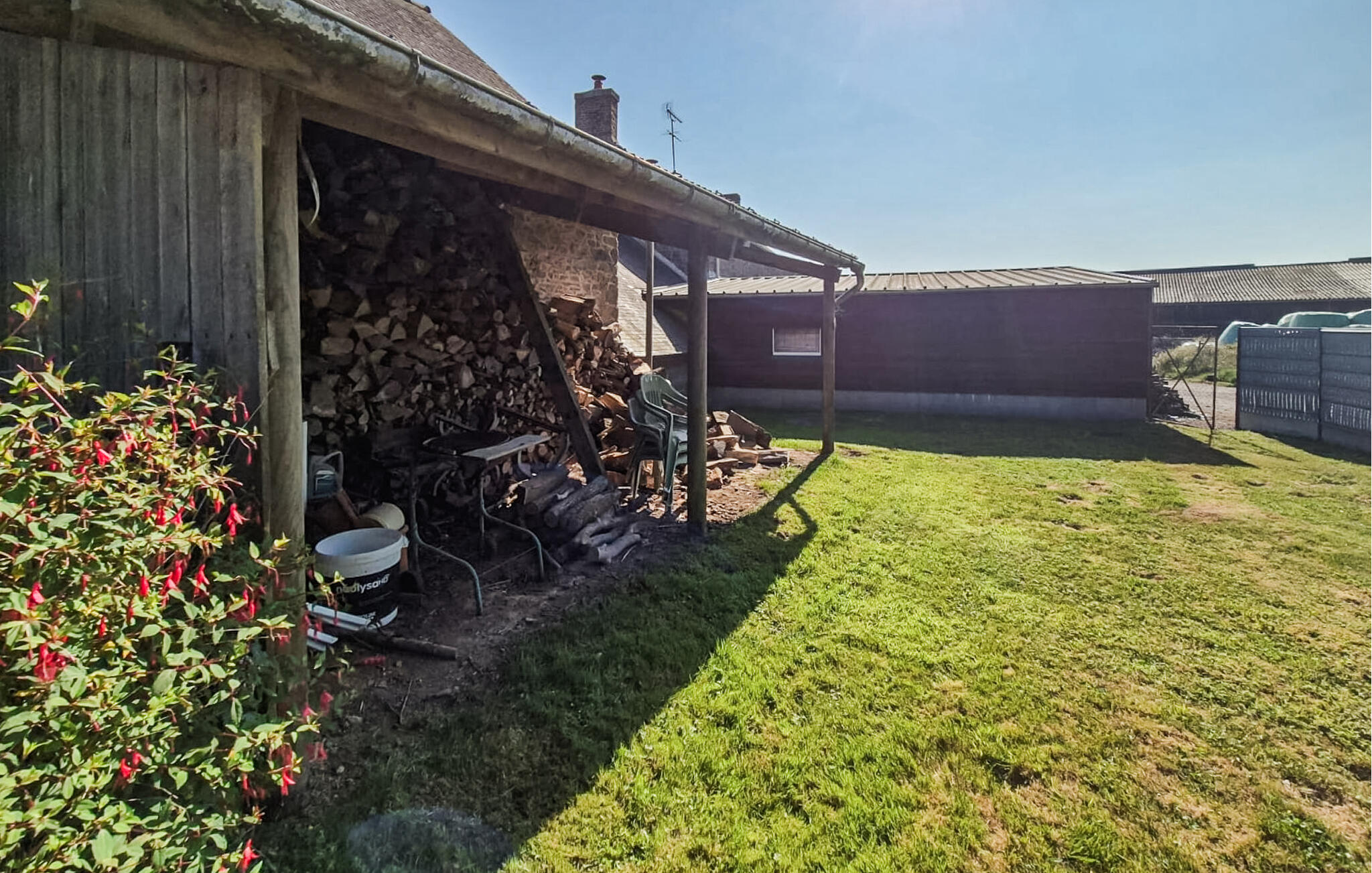 Vakantiehuis met omheinde tuin in La Chapelle-Fleurigné (Frankrijk) 2 honden zijn welkom