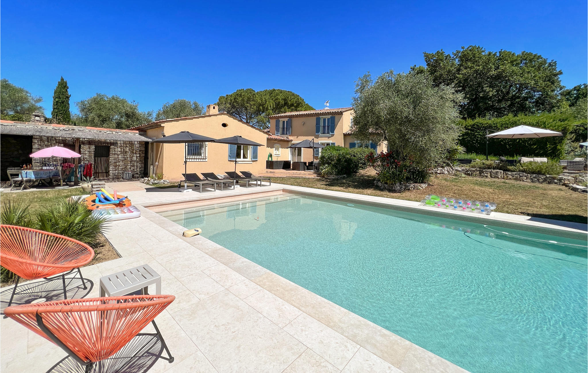 Vakantiehuis met privé zwembad in Saint-Cézaire-sur-Siagne (Frankrijk) voor 8 personen