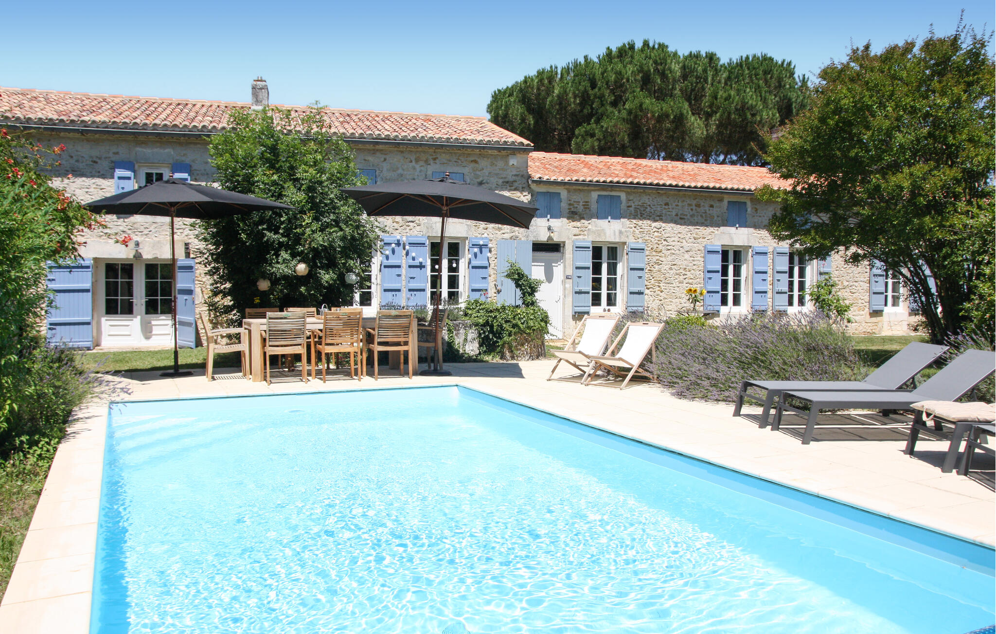 Ferienhaus mit umzäuntem Garten in Cravans (Frankreich) und 1 Hund erlaubt