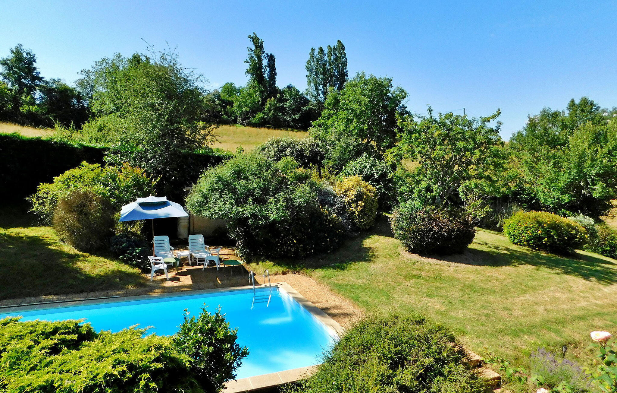 Vakantiehuis met omheinde tuin in Lanquais (Frankrijk) 2 honden zijn welkom