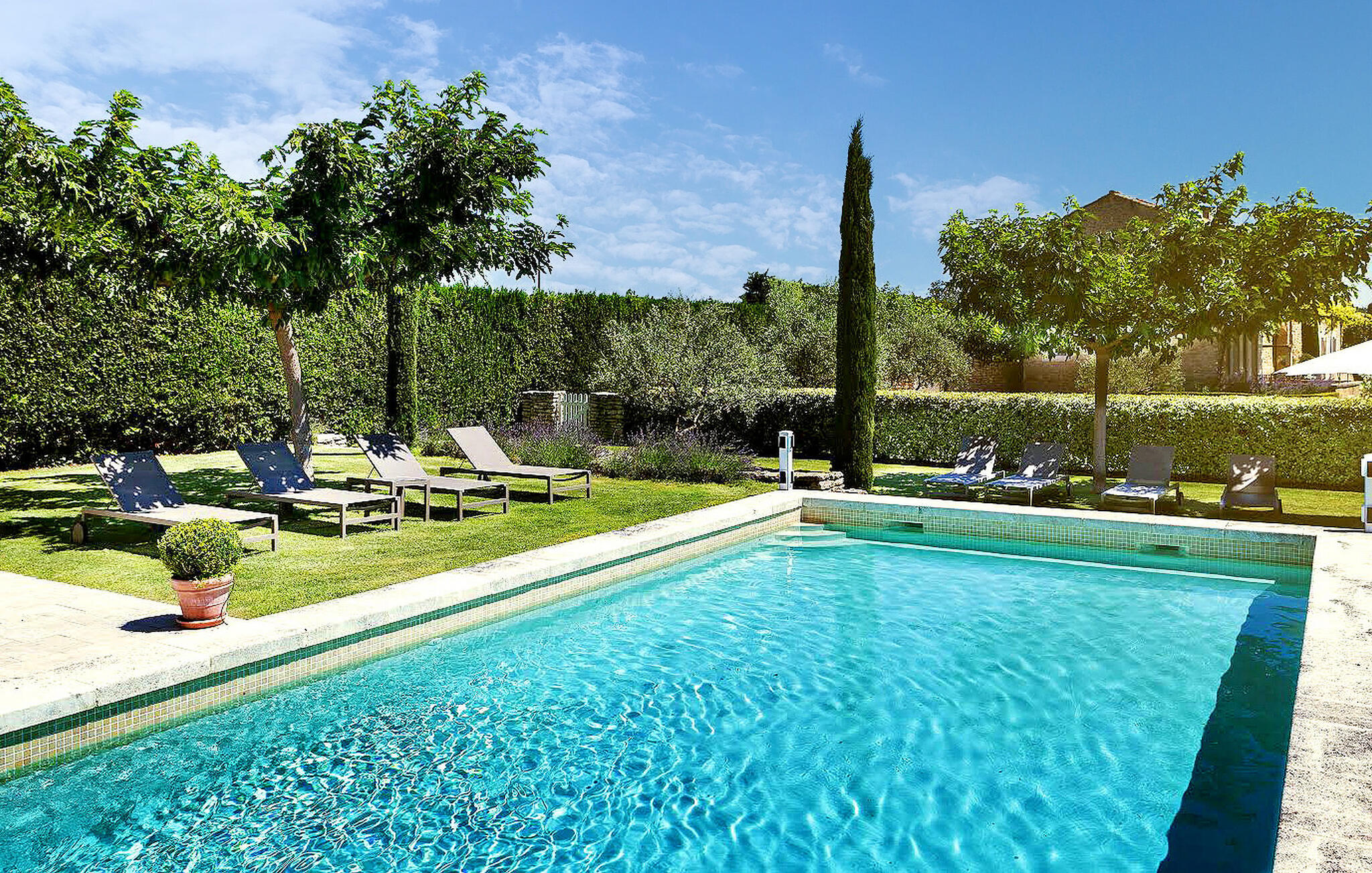 Vakantiehuis in Robion (Frankrijk) 3 honden zijn welkom