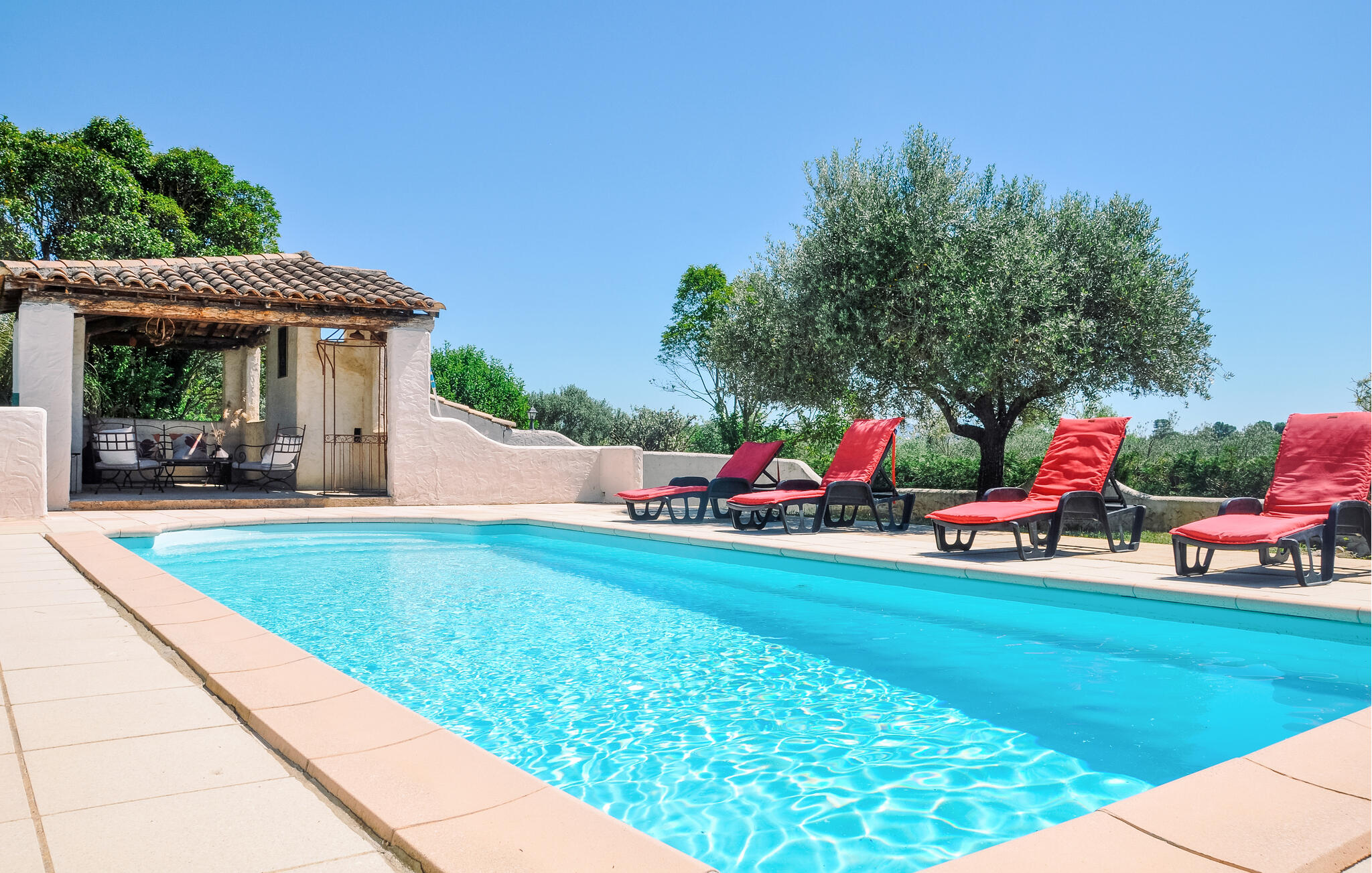 Vakantiehuis met privé zwembad in Saint Sauveur de Cruzières (Frankrijk) voor 9 personen