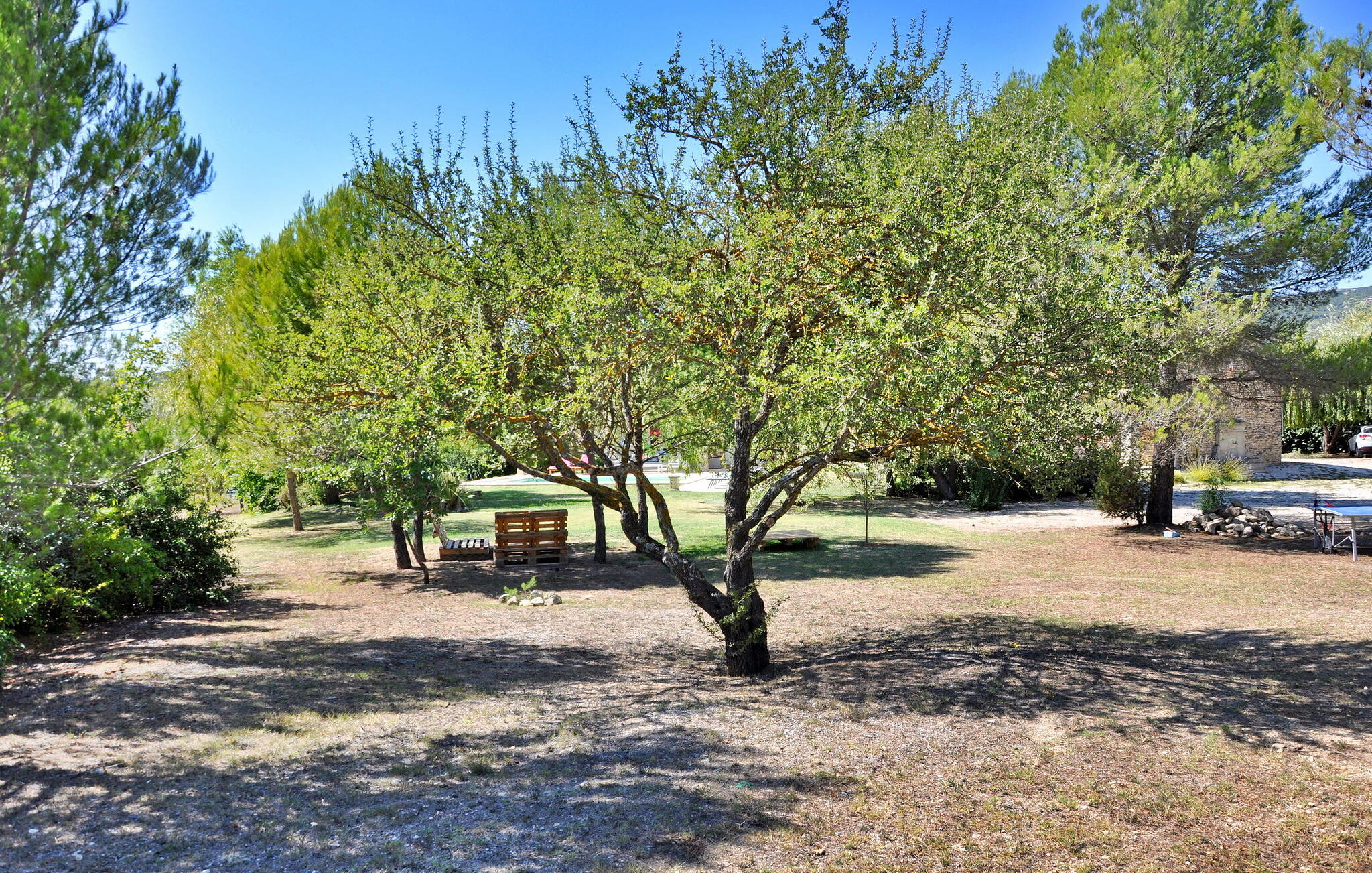 Vakantiehuis met privé zwembad in Les Pourquiers (Frankrijk) voor 10 personen