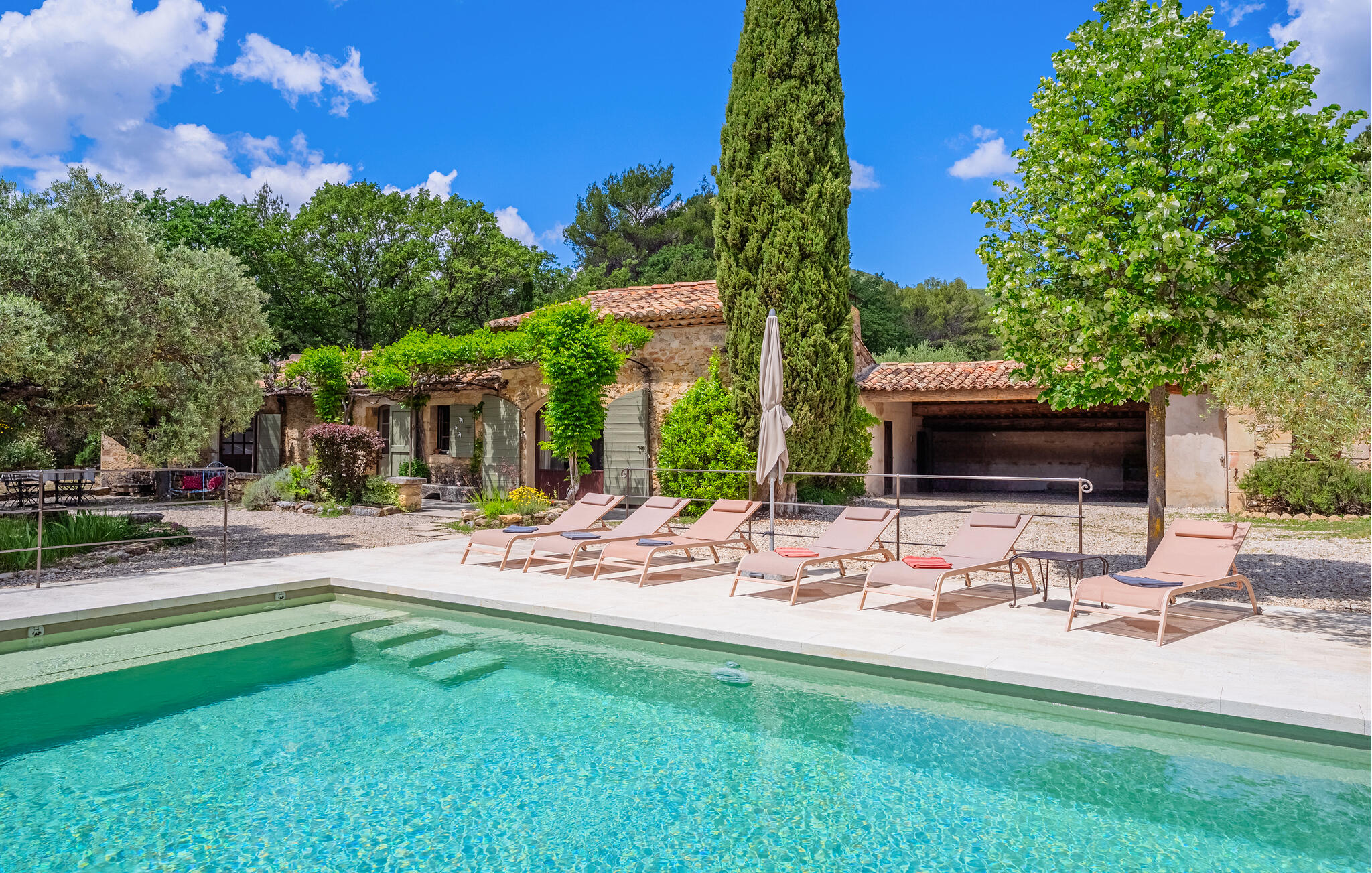Vakantiehuis met privé zwembad in Lauris (Frankrijk) voor 6 personen
