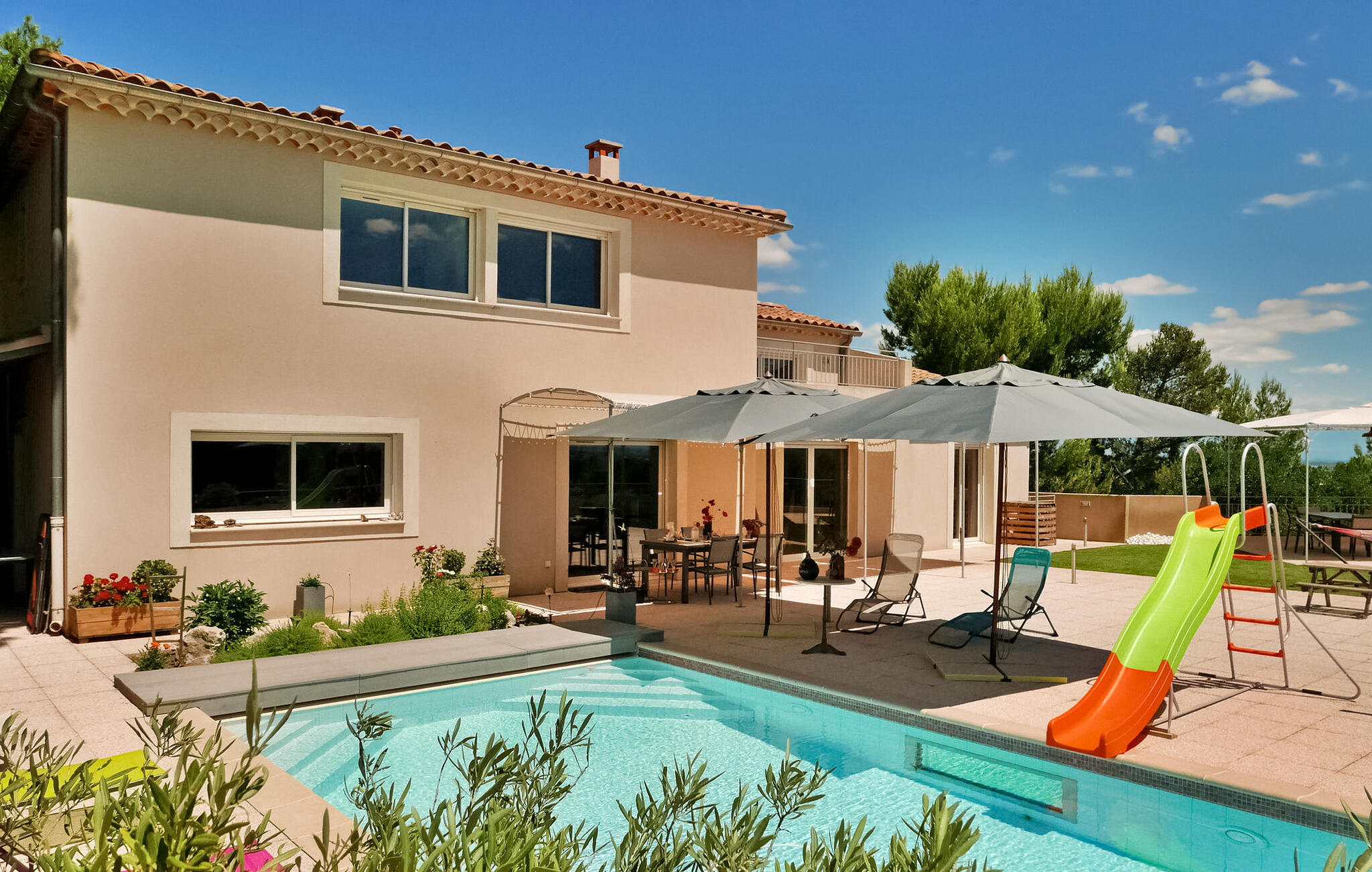Vakantiehuis met privé zwembad in Villeneuve Lès Avignon (Frankrijk) voor 10 personen