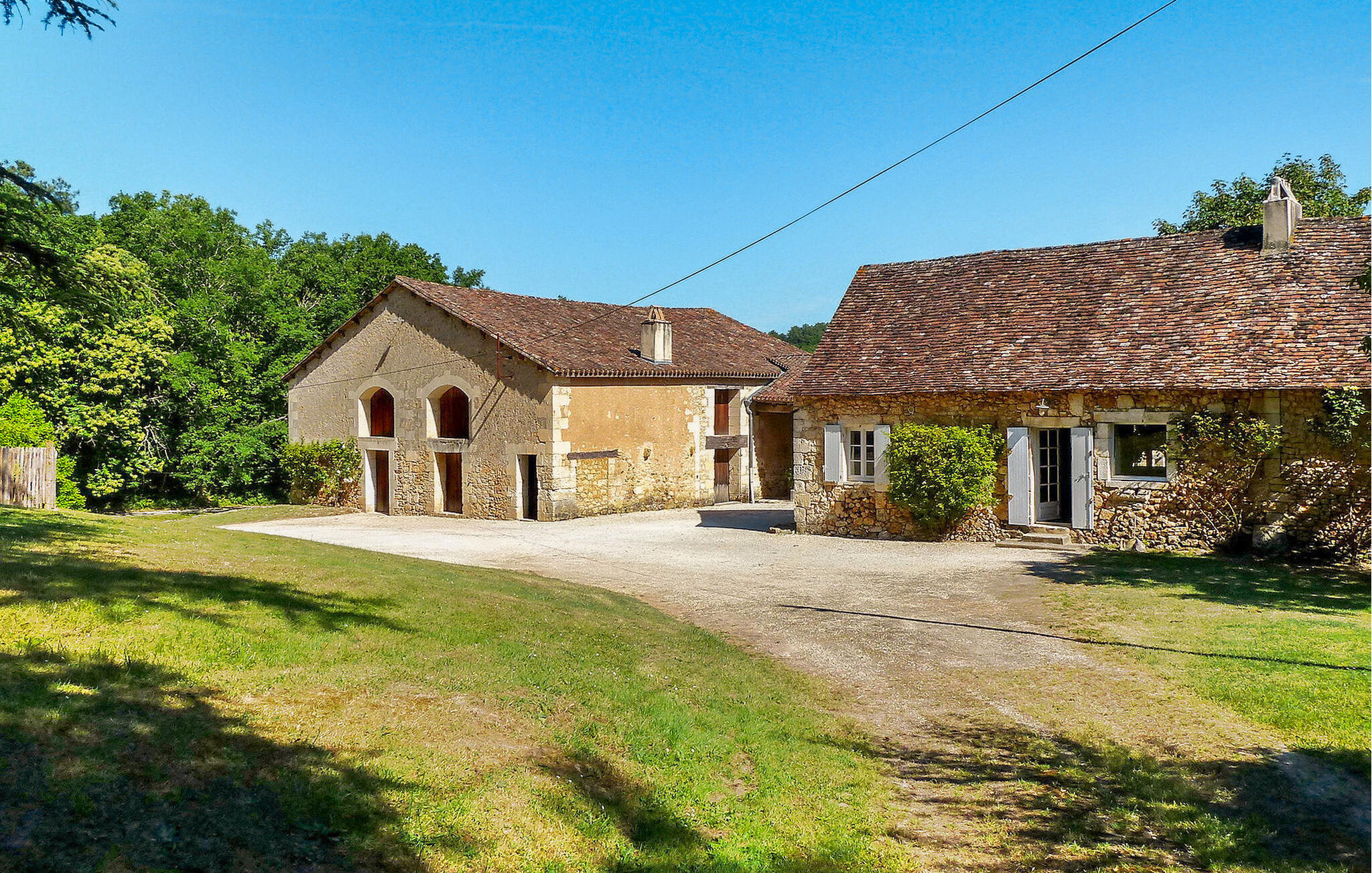Vakantiehuis met privé zwembad in Saint Georges De Montclard (Frankrijk) voor 31 personen