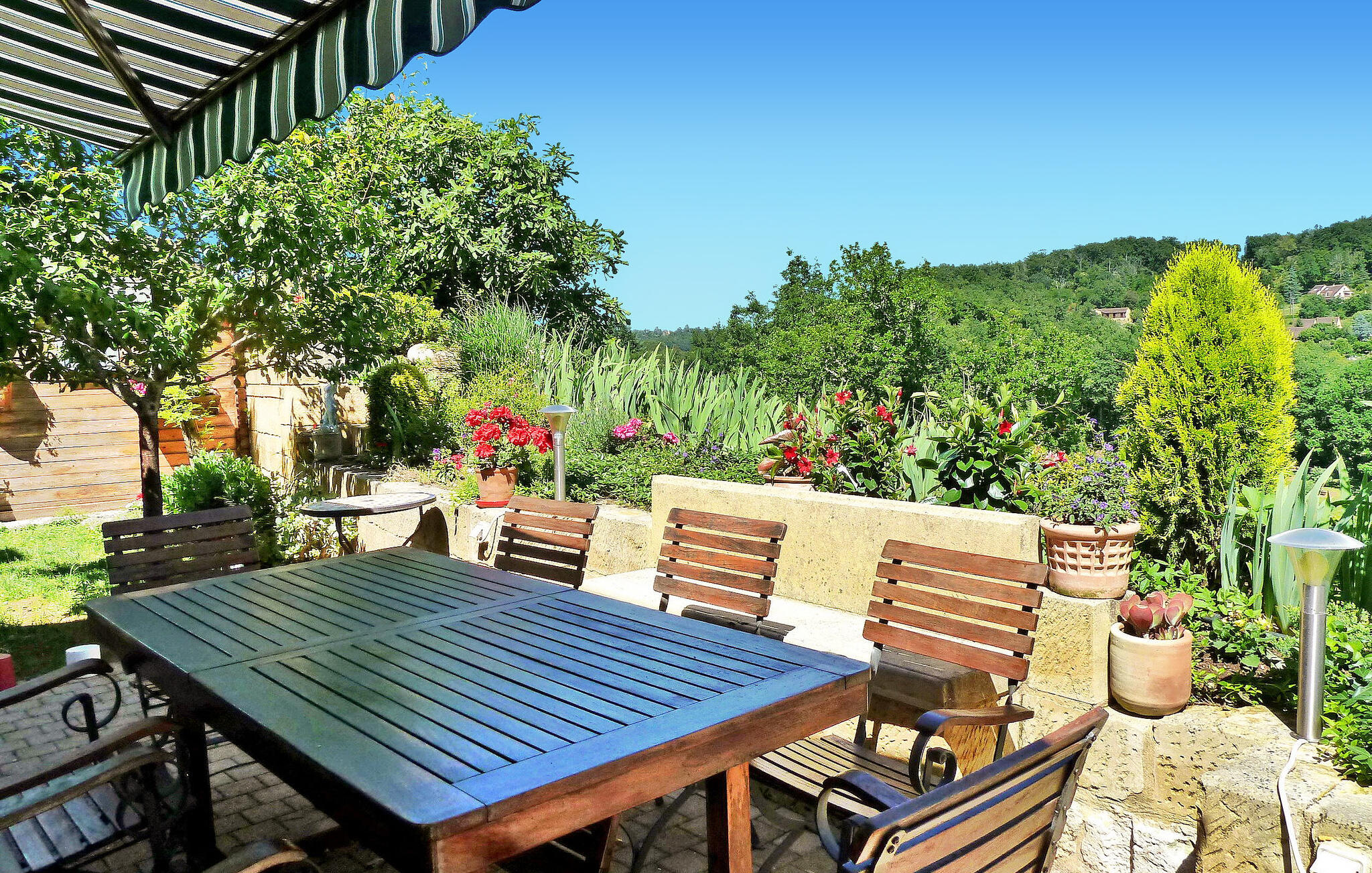 Vakantiehuis met omheinde tuin in Domme (Frankrijk) 1 hond is welkom