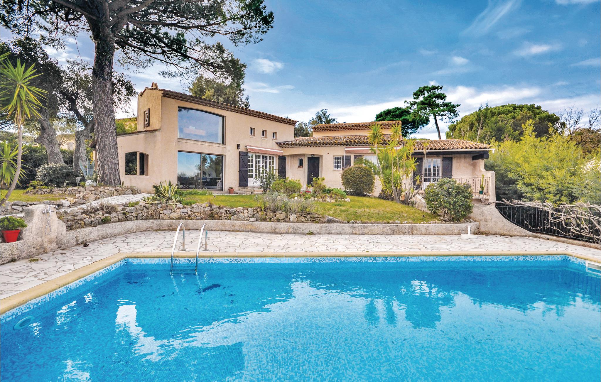 Vakantiehuis met privé zwembad in Gassin-Golfe de St Tropez (Frankrijk) voor 8 personen
