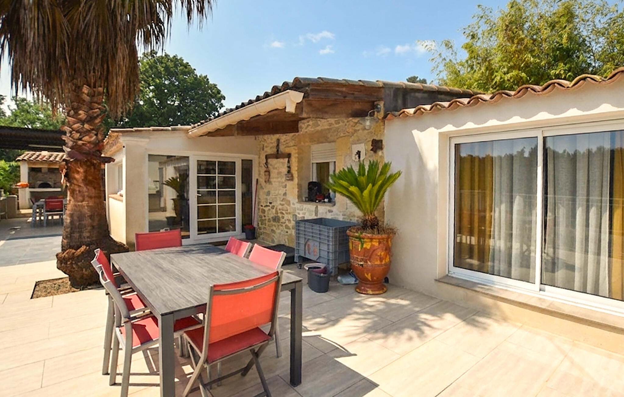 Accommodation image
