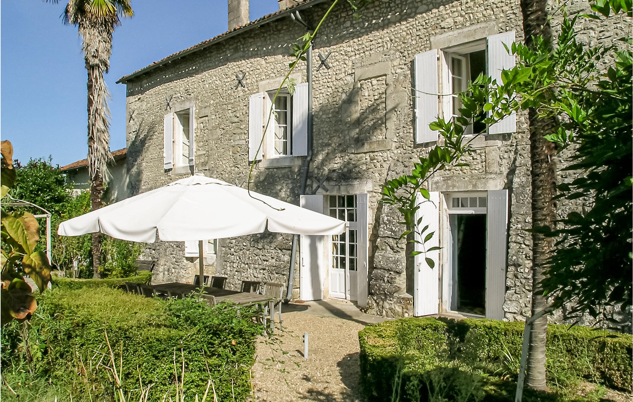 Vakantiehuis met privé zwembad in Juignac (Frankrijk) voor 7 personen