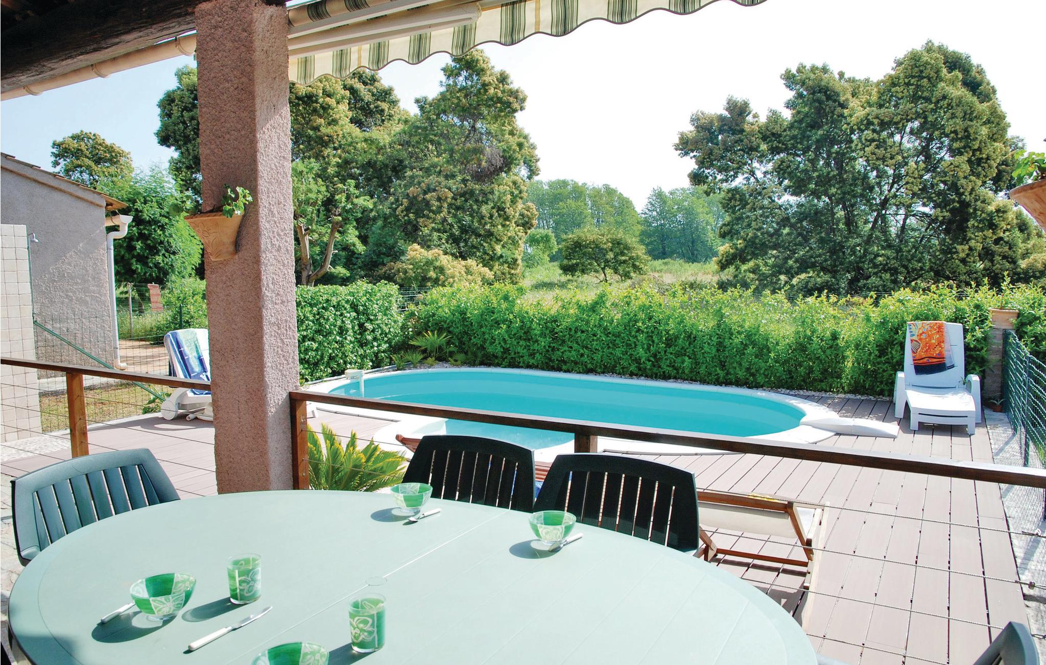 Vakantiehuis met privé zwembad in Venzolasca (Frankrijk) voor 6 personen