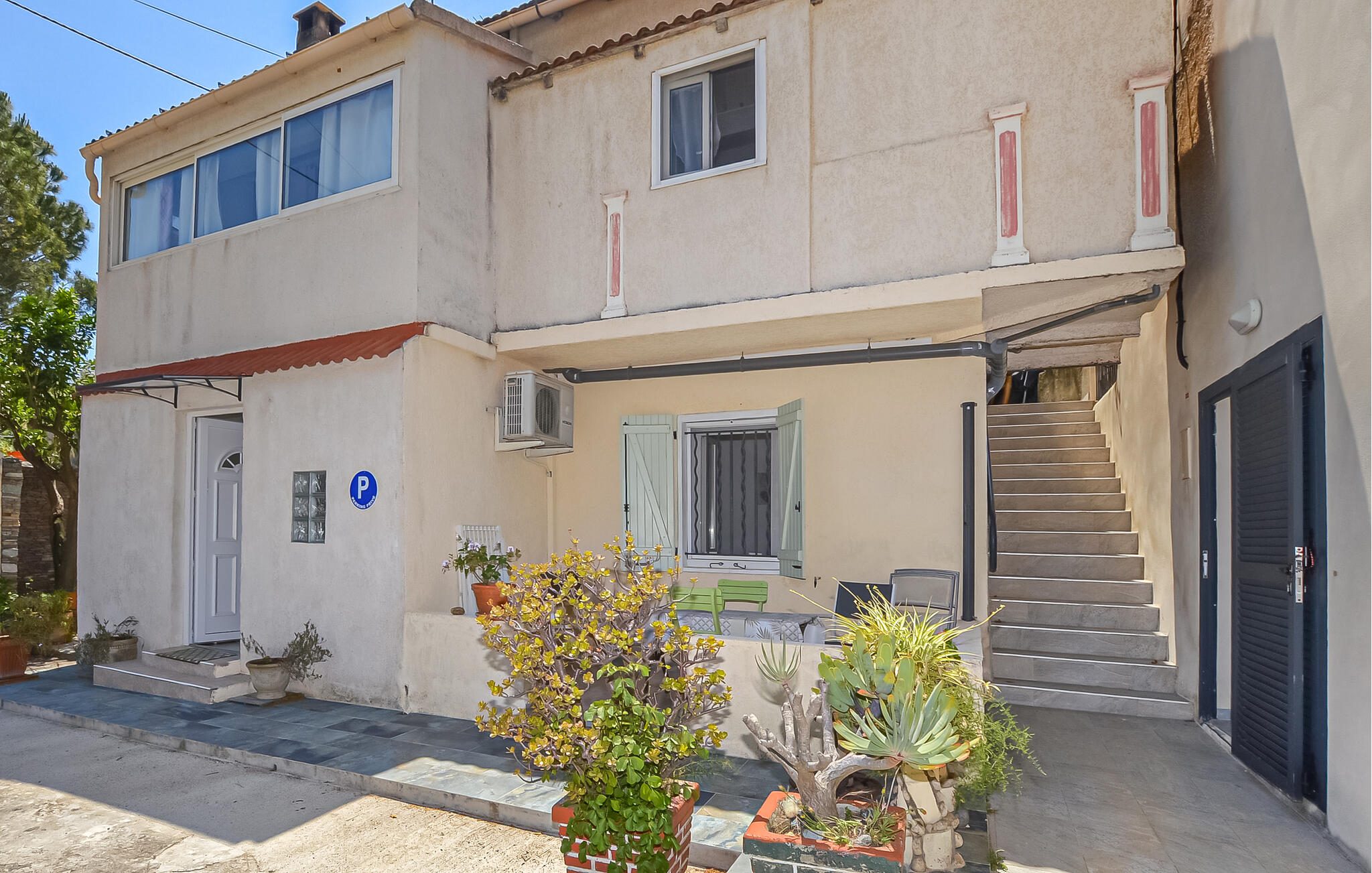 Accommodation image