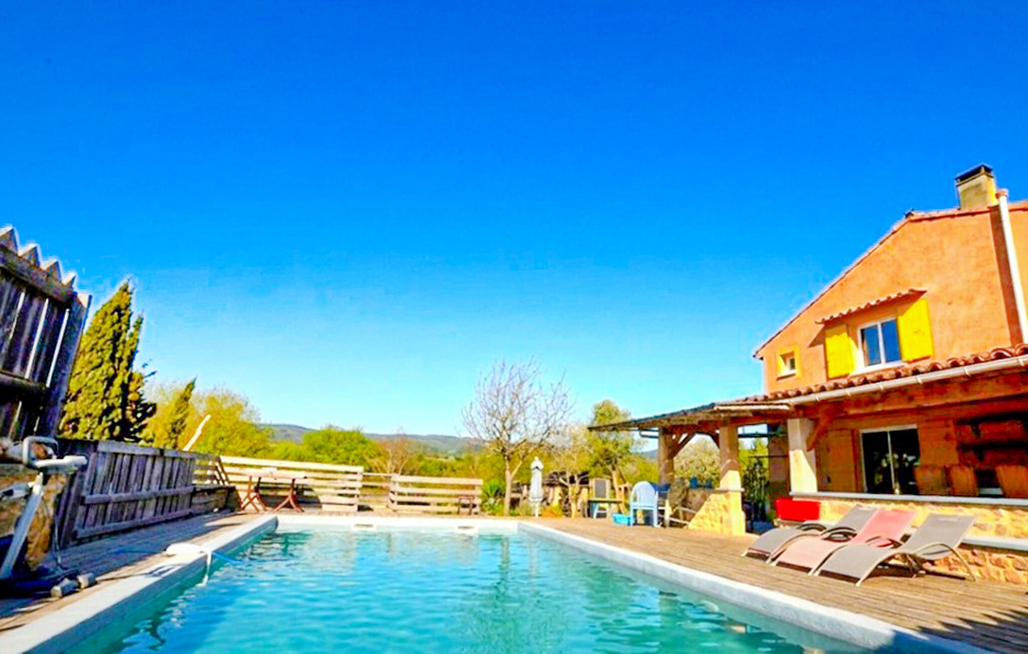 Ferienhaus in La Cassaigne (Frankreich) und 2 Hunde erlaubt