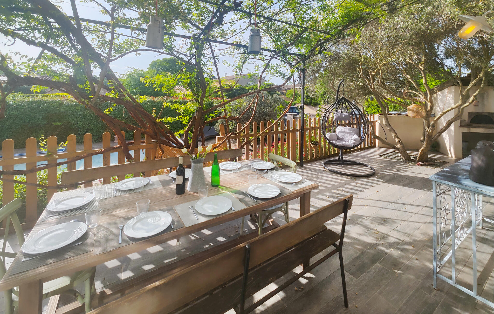 Ferienhaus mit umzäuntem Garten in Cornillon (Frankreich) und 2 Hunde erlaubt