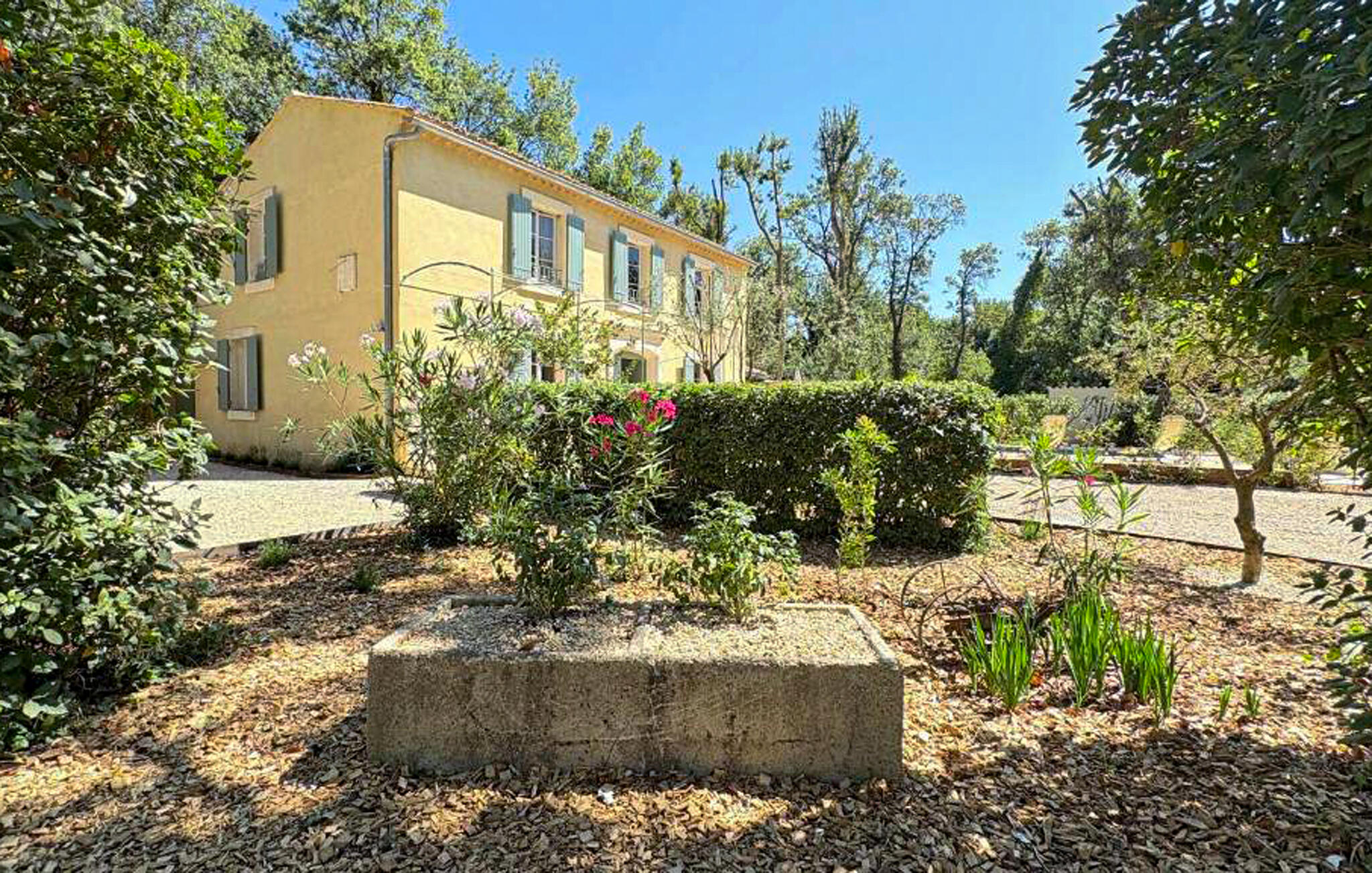 Vakantiehuis met omheinde tuin in Les Angles (Frankrijk) 1 hond is welkom