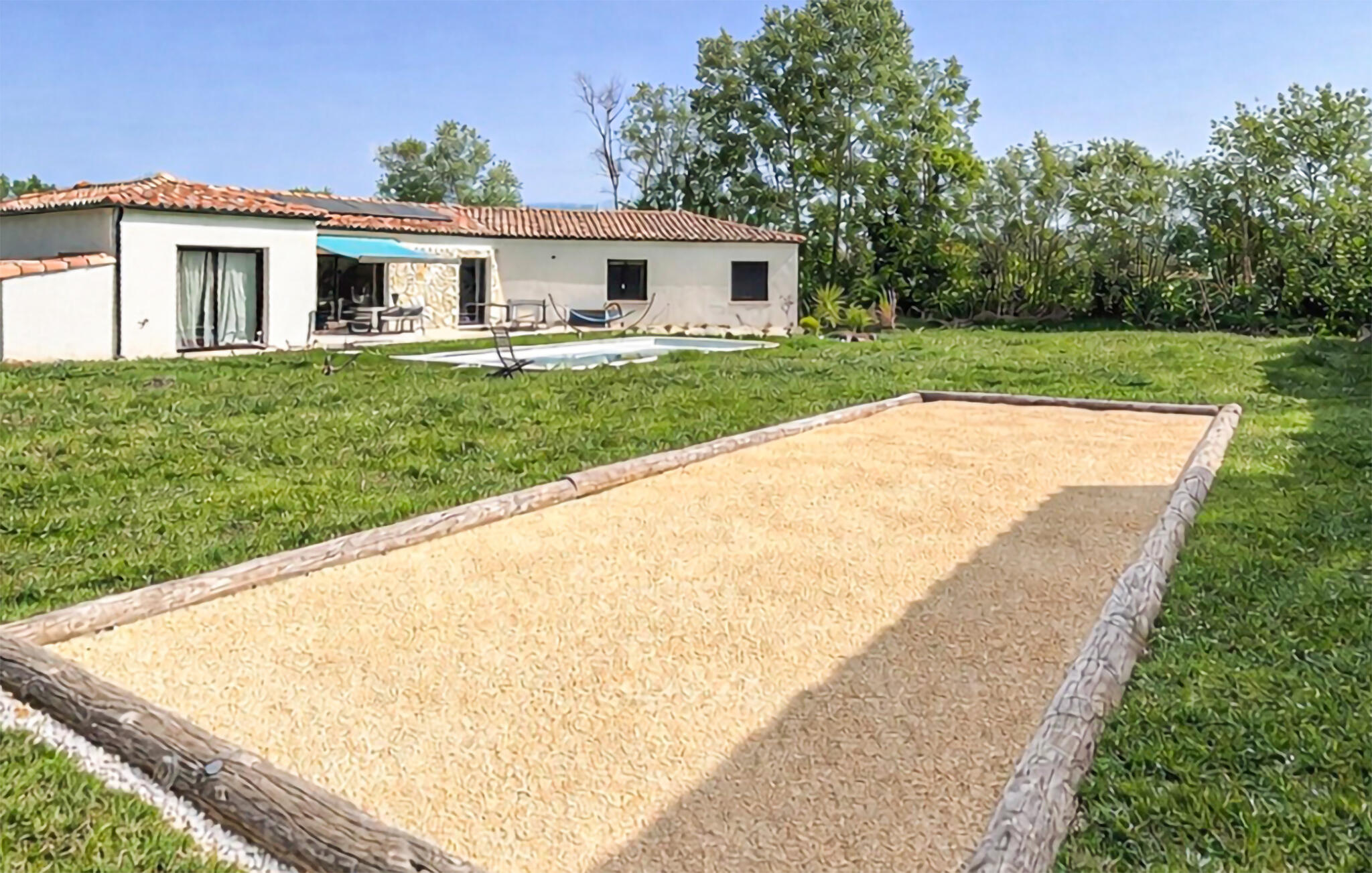 Vakantiehuis met privé zwembad in Les Plans (Frankrijk) voor 8 personen