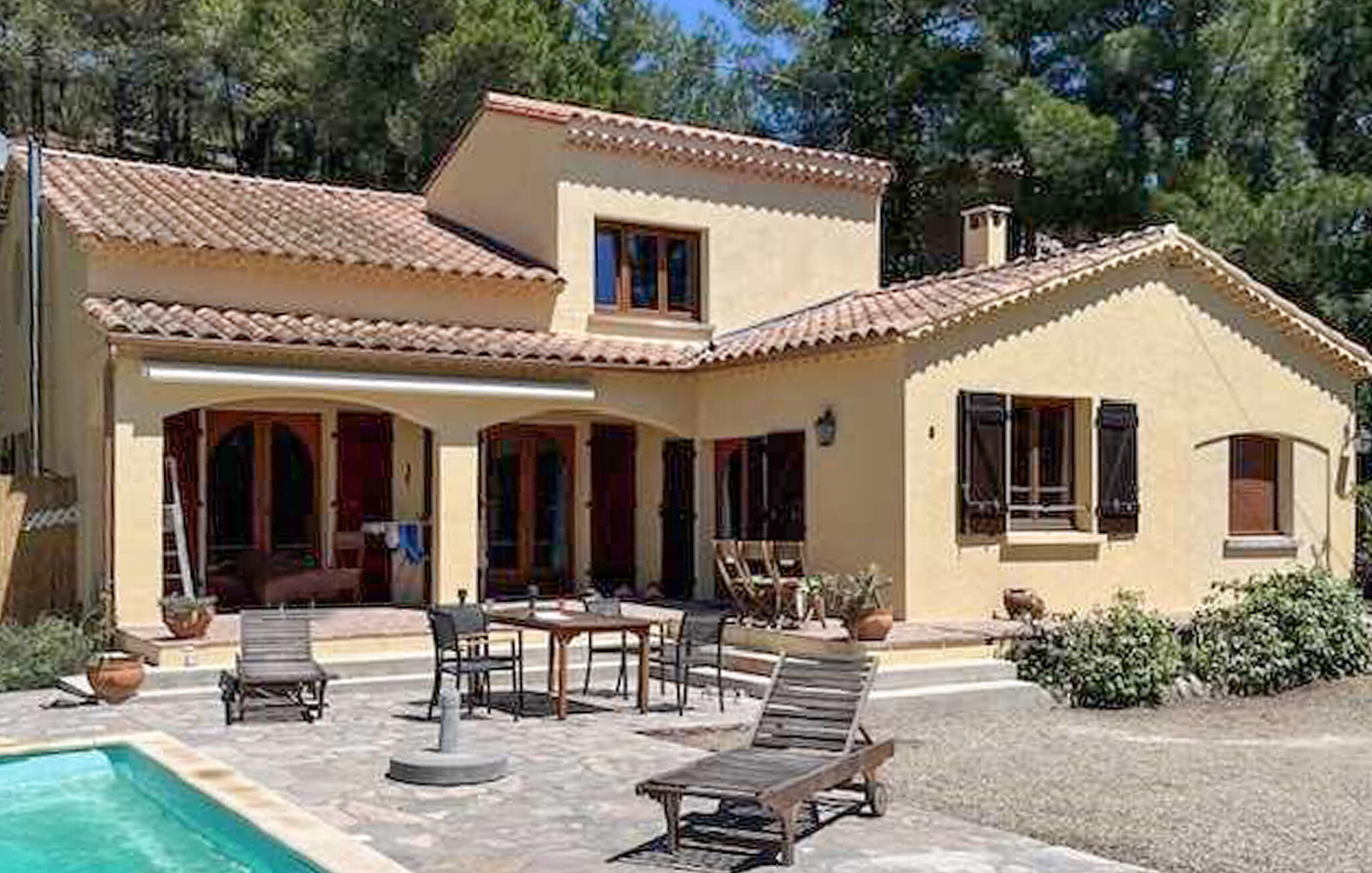 Vakantiehuis met privé zwembad in Roquebrun (Frankrijk) voor 4 personen