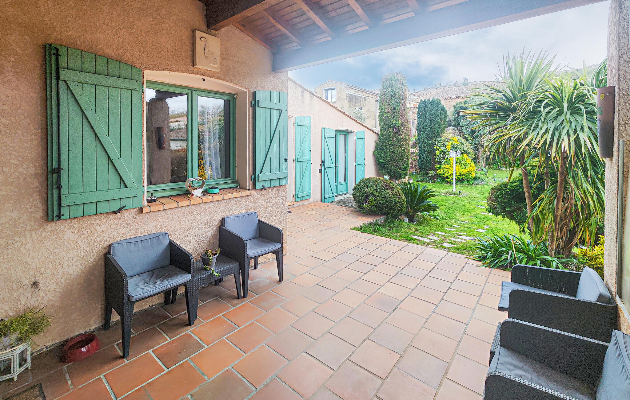 Vakantiehuis met omheinde tuin in Saint Chinian (Frankrijk) 1 hond is welkom