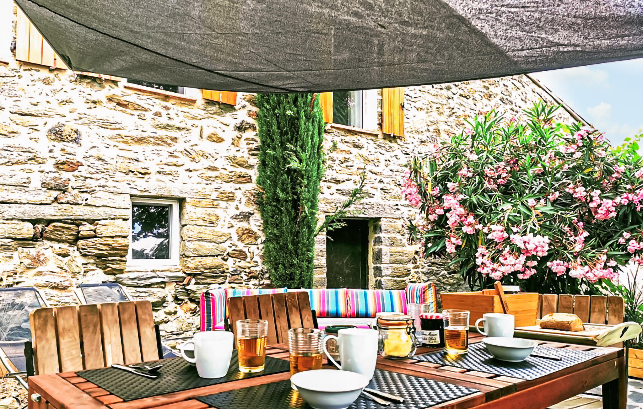 Vakantiehuis met omheinde tuin in Taulis-  Can Bassou (Frankrijk) 1 hond is welkom