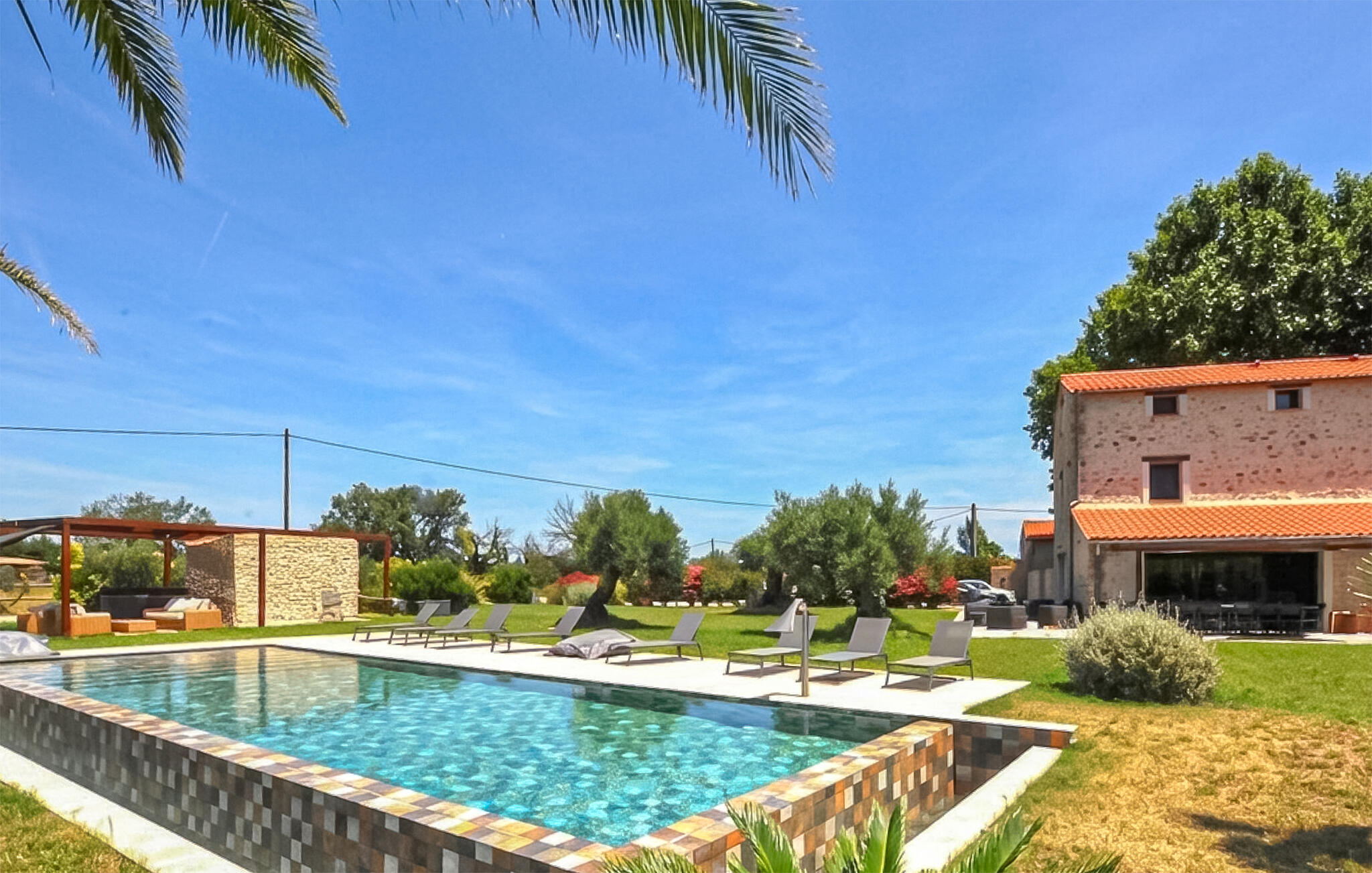 Vakantiehuis met privé zwembad in Saint-Génis-des-Fontaines (Frankrijk) voor 15 personen