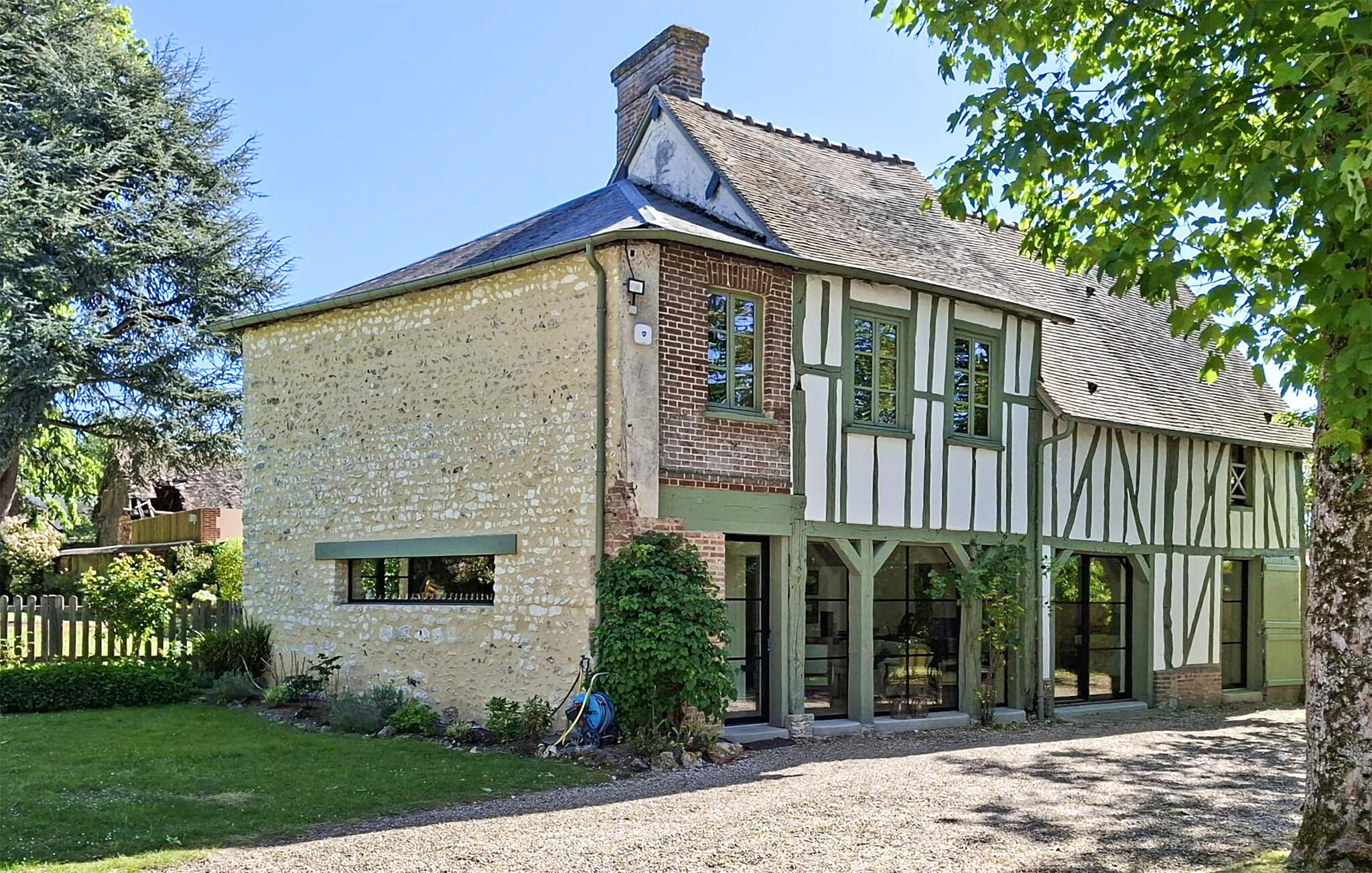 Vakantiehuis met omheinde tuin in Clef Vallée d%$&Eure (Frankrijk) 1 hond is welkom