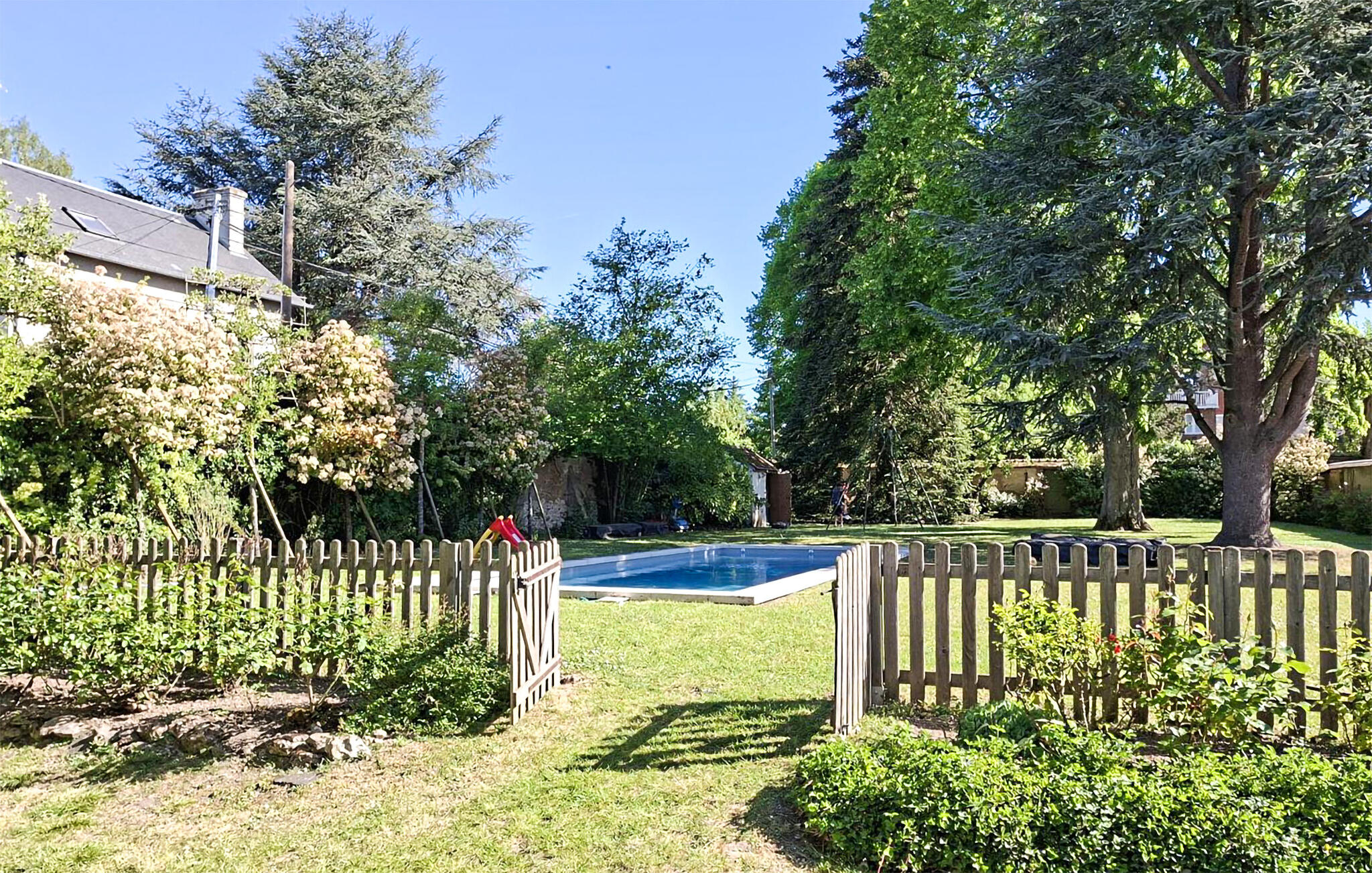 Ferienhaus mit umzäuntem Garten in Clef Vallée d%$&Eure (Frankreich) und 1 Hund erlaubt