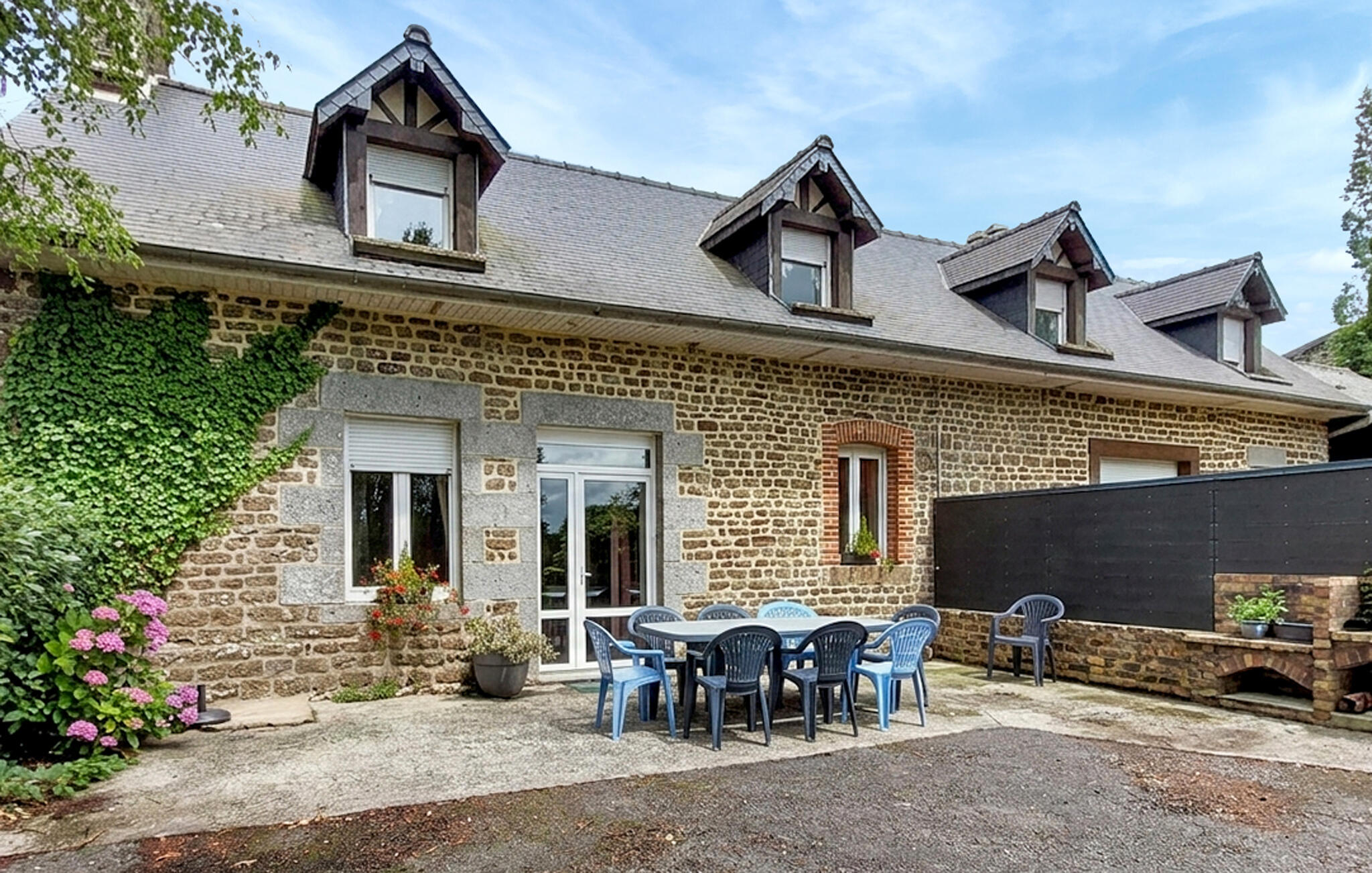 Accommodation image