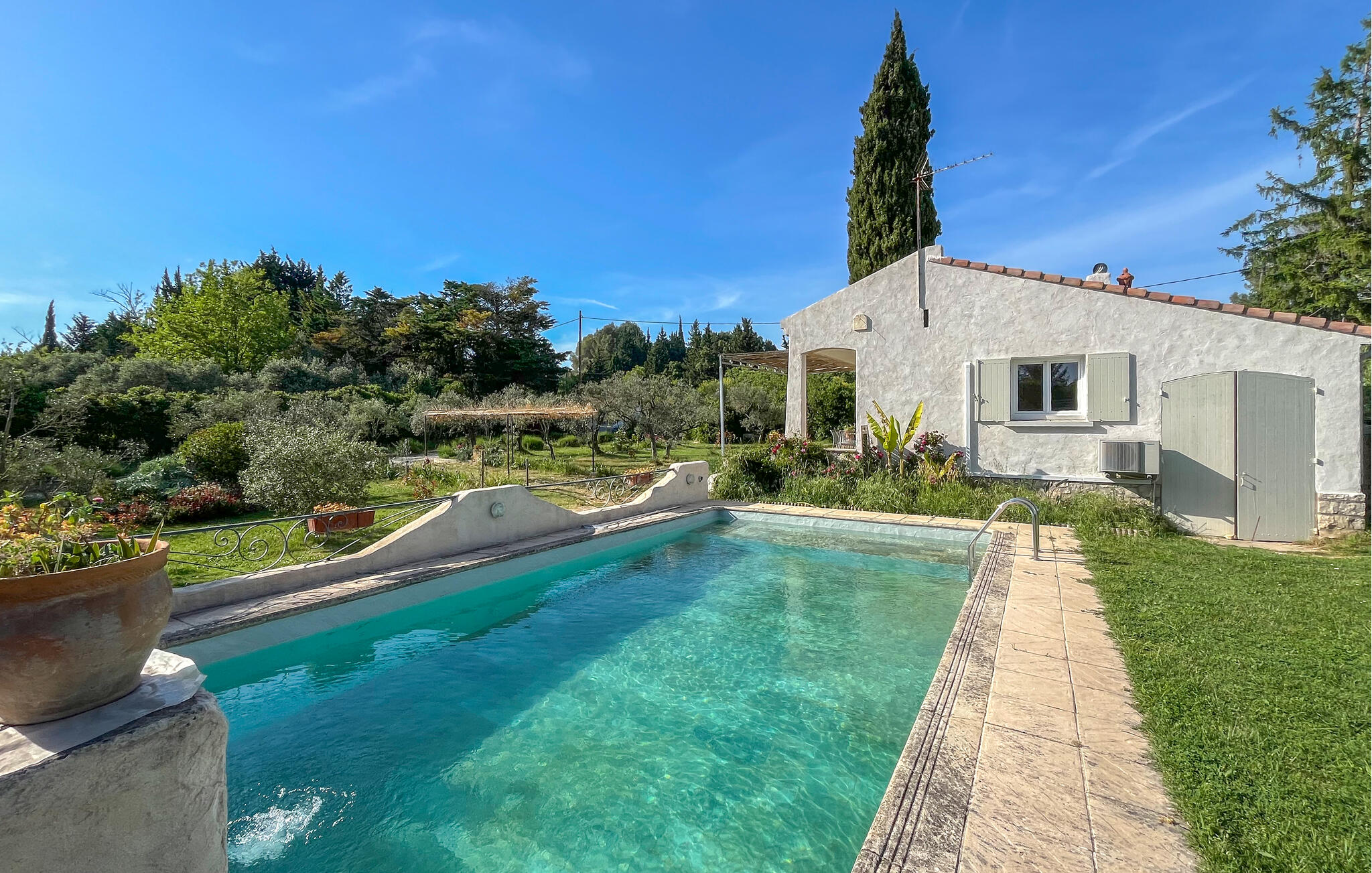 Vakantiehuis met privé zwembad in Fontvieille (Frankrijk) voor 6 personen
