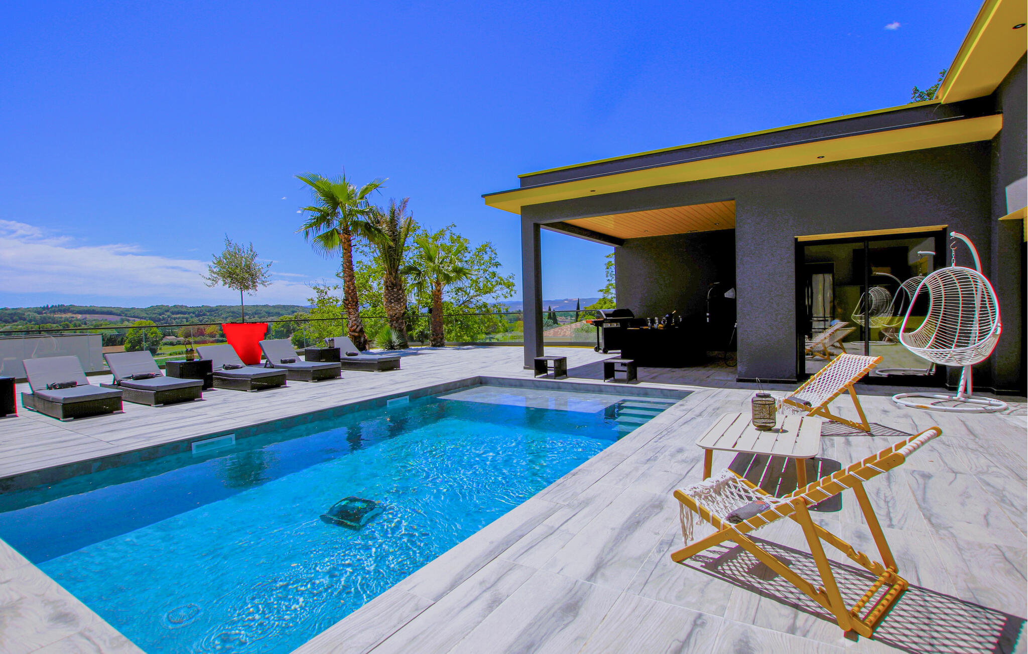 Vakantiehuis met privé zwembad in Montboucher sur Jabron (Frankrijk) voor 9 personen