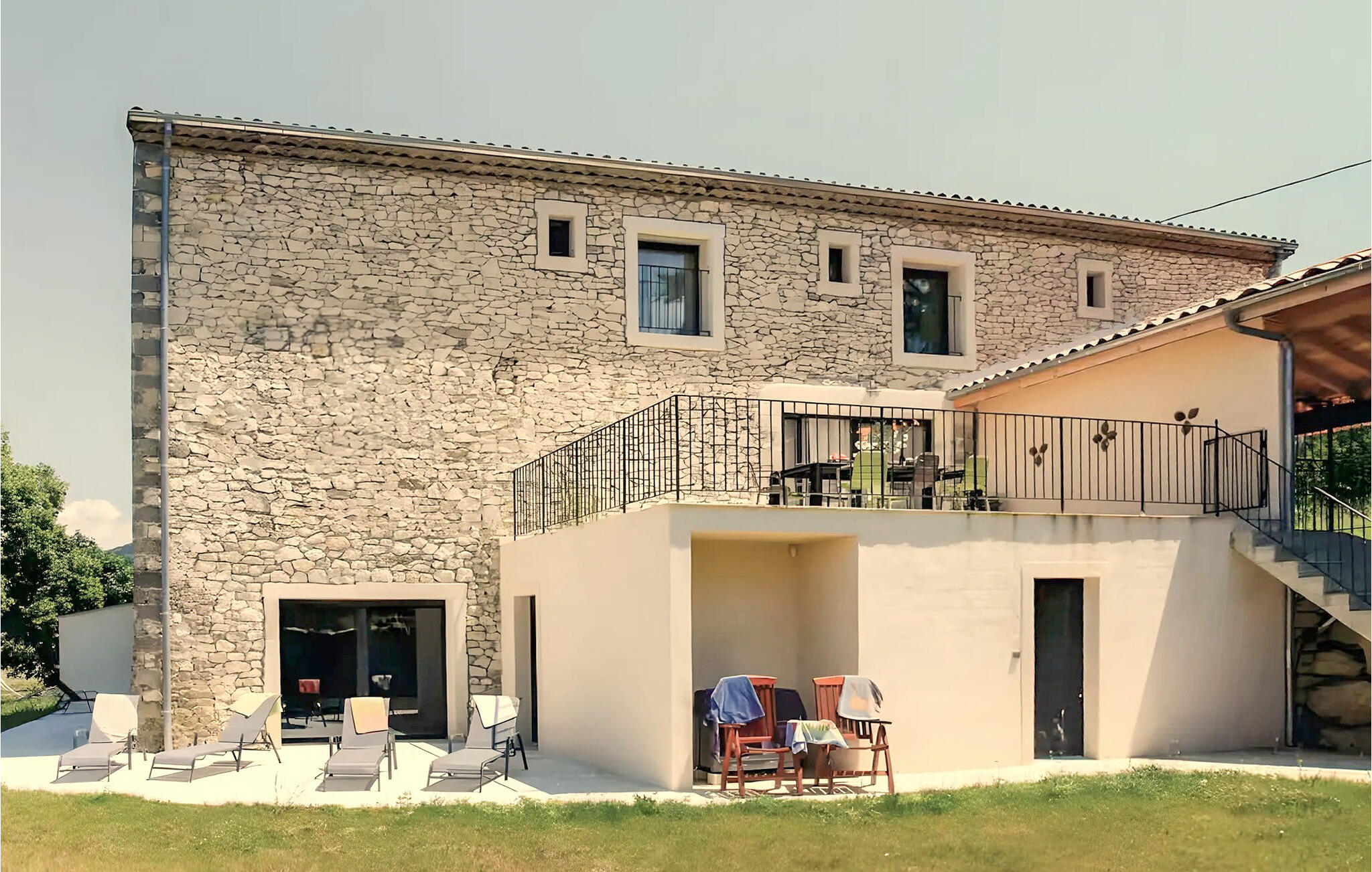 Vakantiehuis met privé zwembad in La Touche (Frankrijk) voor 12 personen