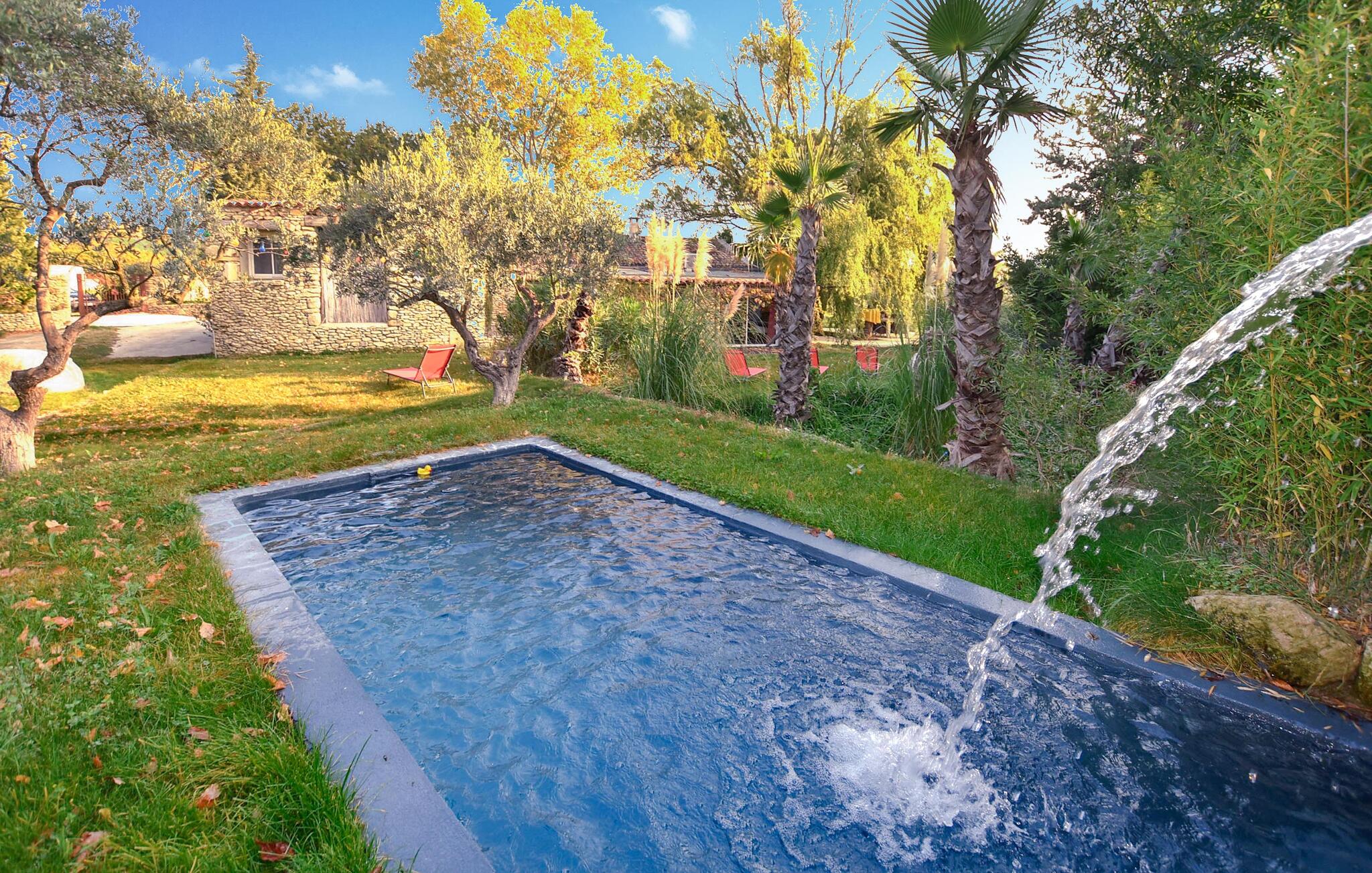 Vakantiehuis in Orange (Frankrijk) 2 honden zijn welkom