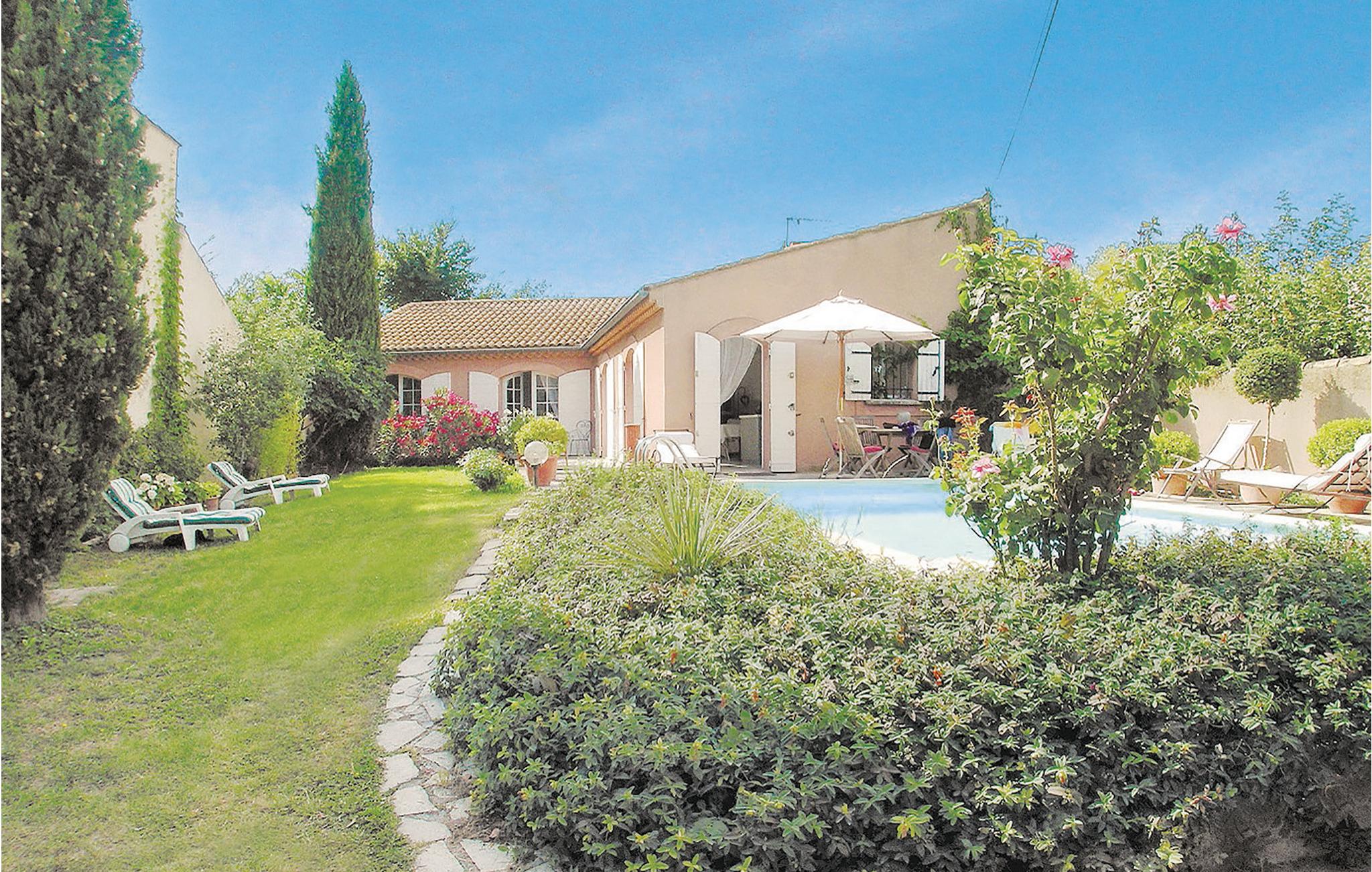 Vakantiehuis met privé zwembad in L%$&Isle sur la Sorgue (Frankrijk) voor 4 personen