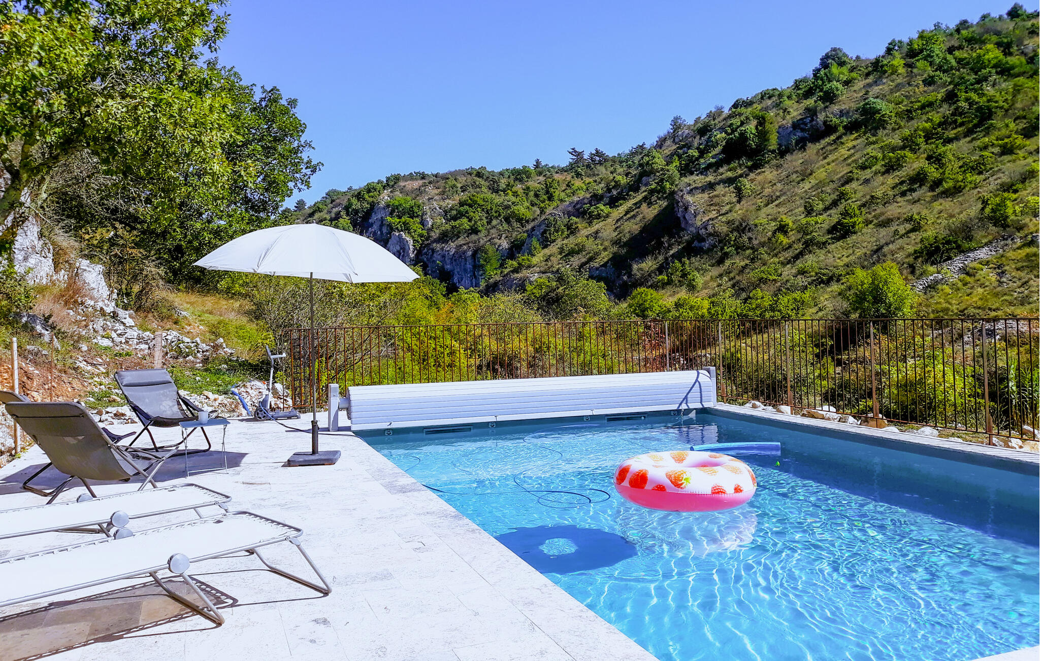 Vakantiehuis met privé zwembad in St Remèze (Frankrijk) voor 10 personen