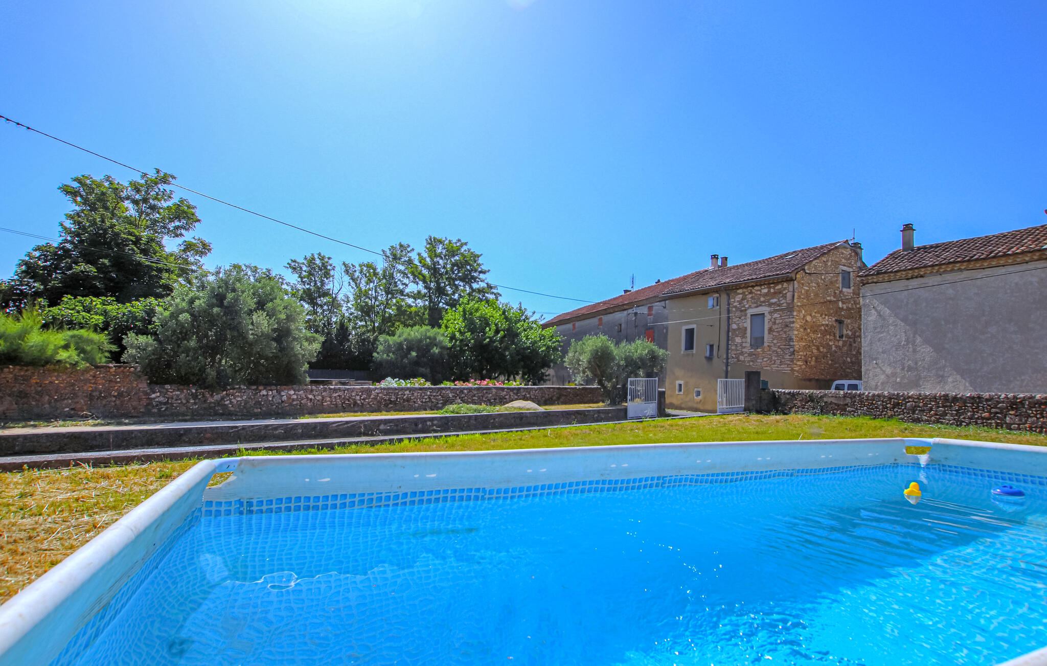Ferienhaus mit umzäuntem Garten in St Just d%$& Ardèche (Frankreich) und 2 Hunde erlaubt