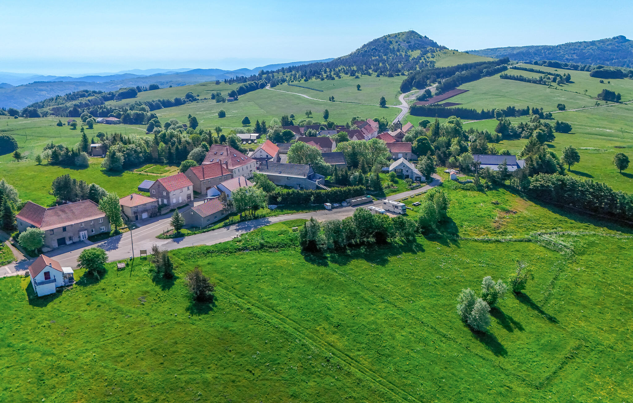 Ferienhaus in Lachamp Raphael (Frankreich) und 1 Hund erlaubt