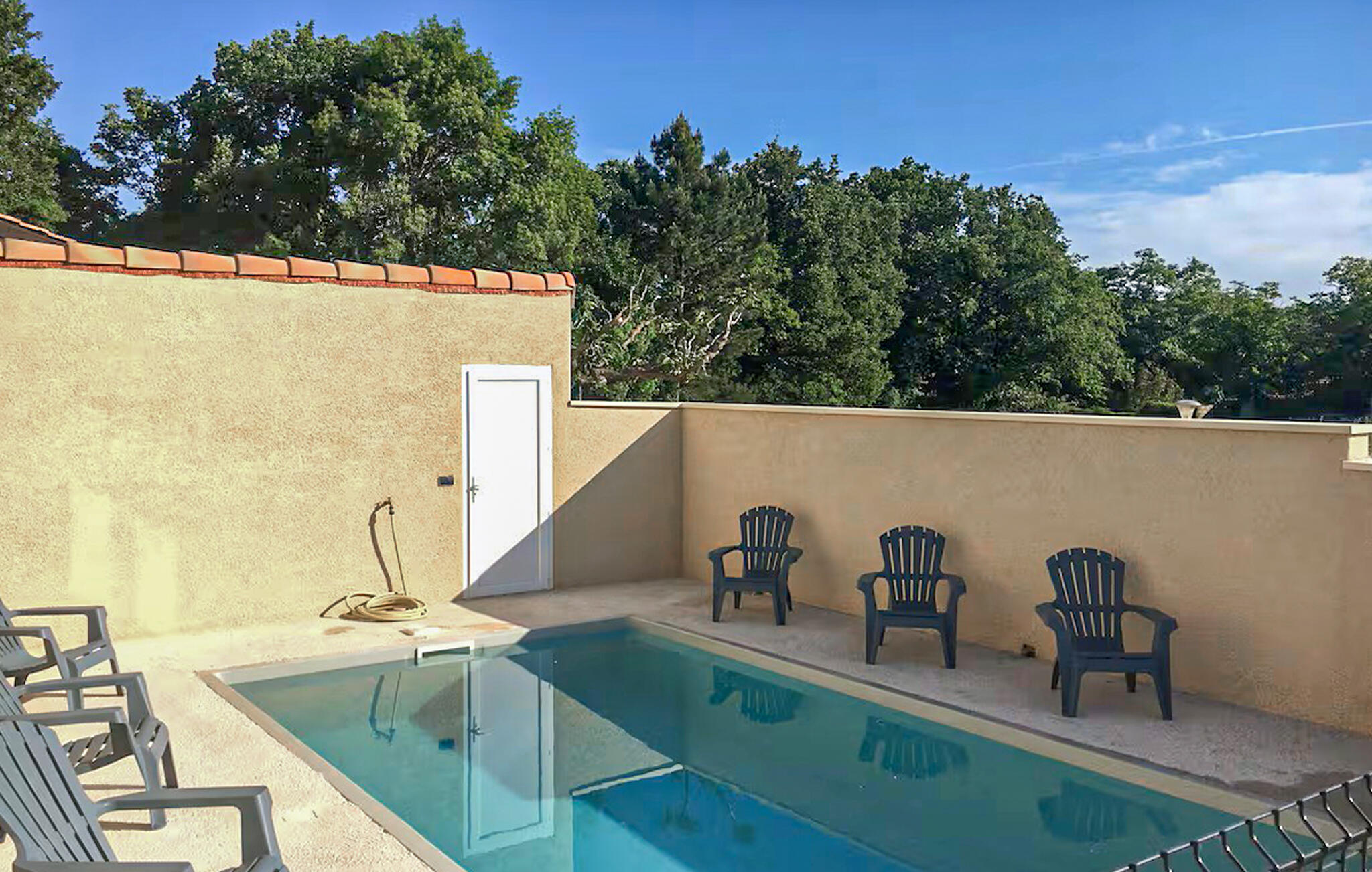 Vakantiehuis met omheinde tuin in Sampzon (Frankrijk) 1 hond is welkom