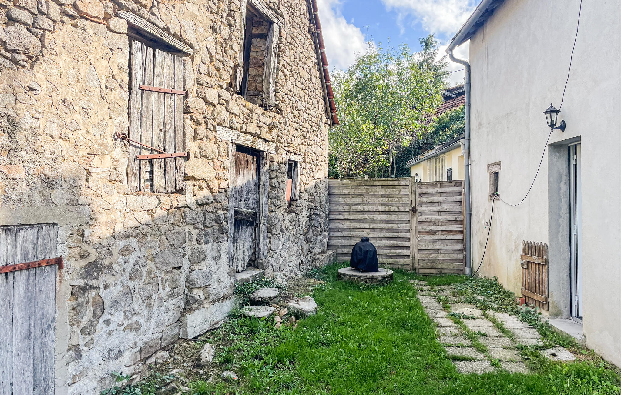 Ferienhaus in Saint-Priest-La-Plaine (Frankreich) und 1 Hund erlaubt