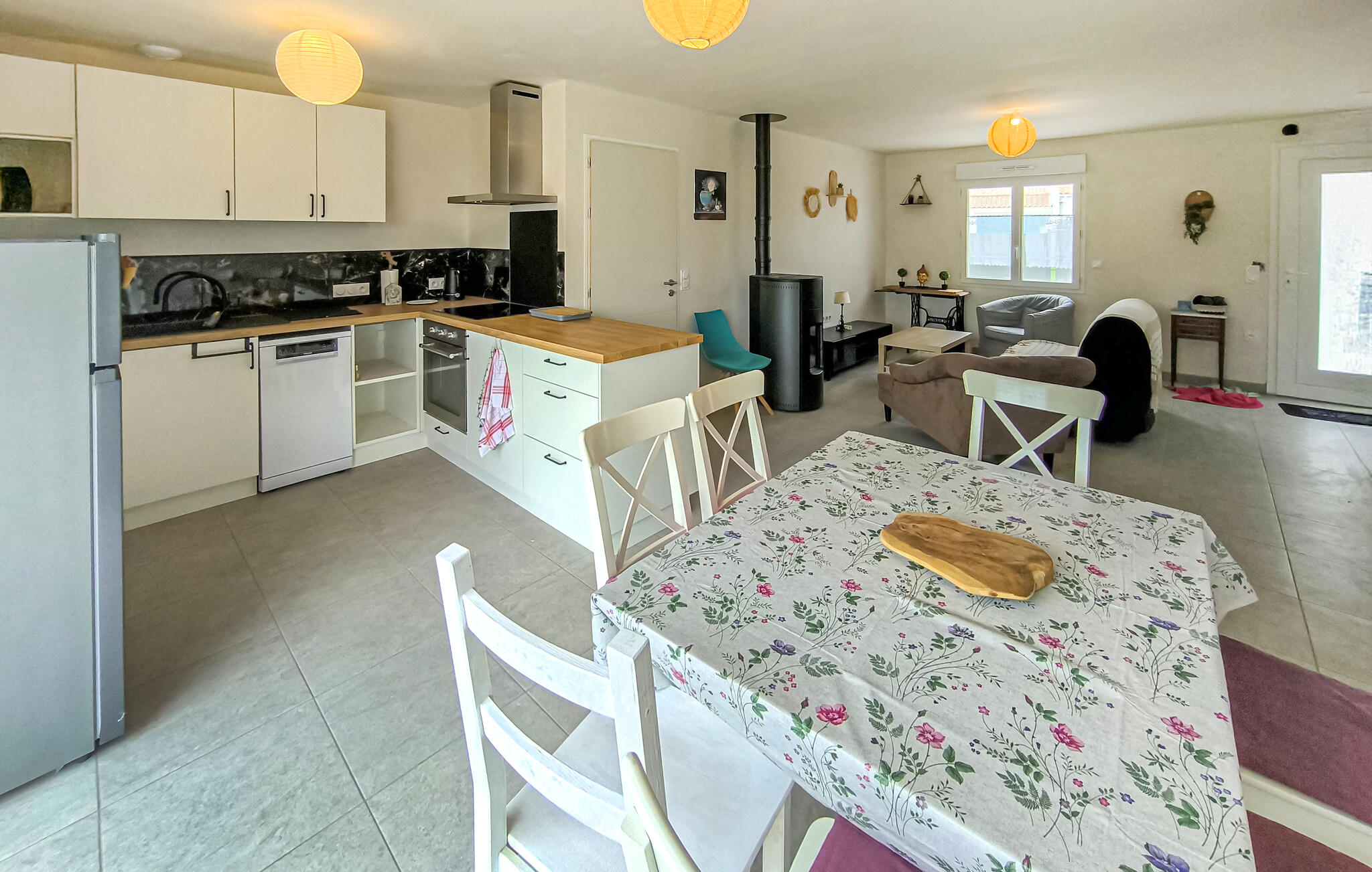 Ferienhaus mit umzäuntem Garten in La Jonchere (Frankreich) und 2 Hunde erlaubt