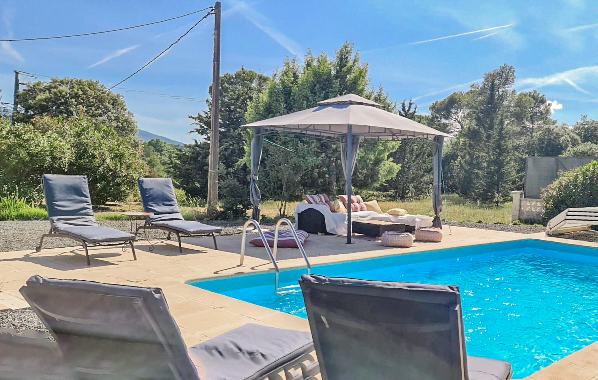 Vakantiehuis met zwembad in Le Luc (Frankrijk) voor 2 personen