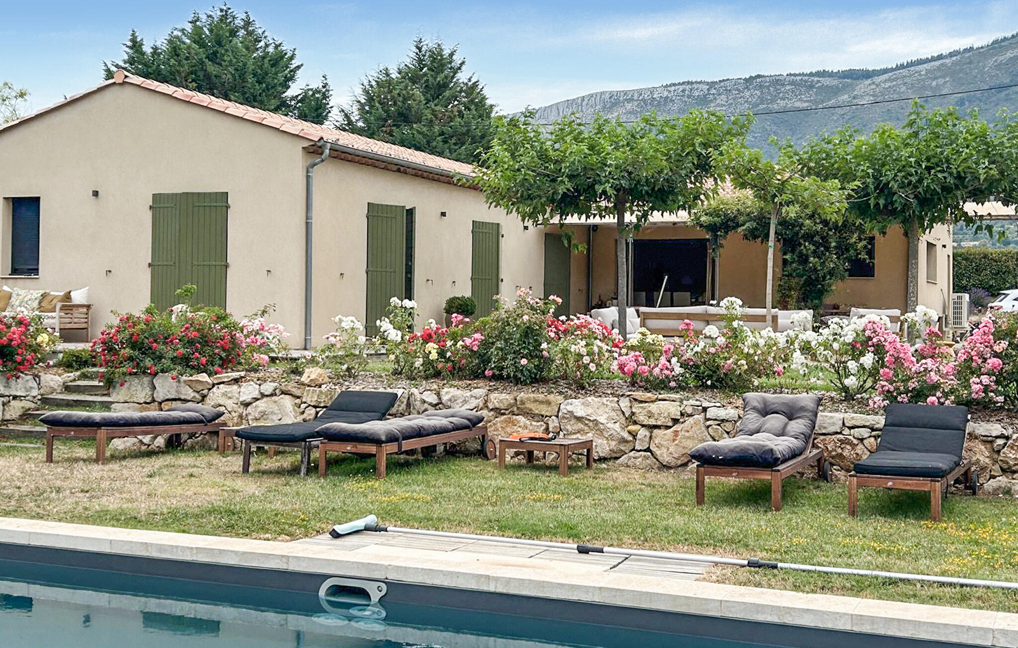 Vakantiehuis met omheinde tuin in La Roque-Esclapon (Frankrijk) 1 hond is welkom